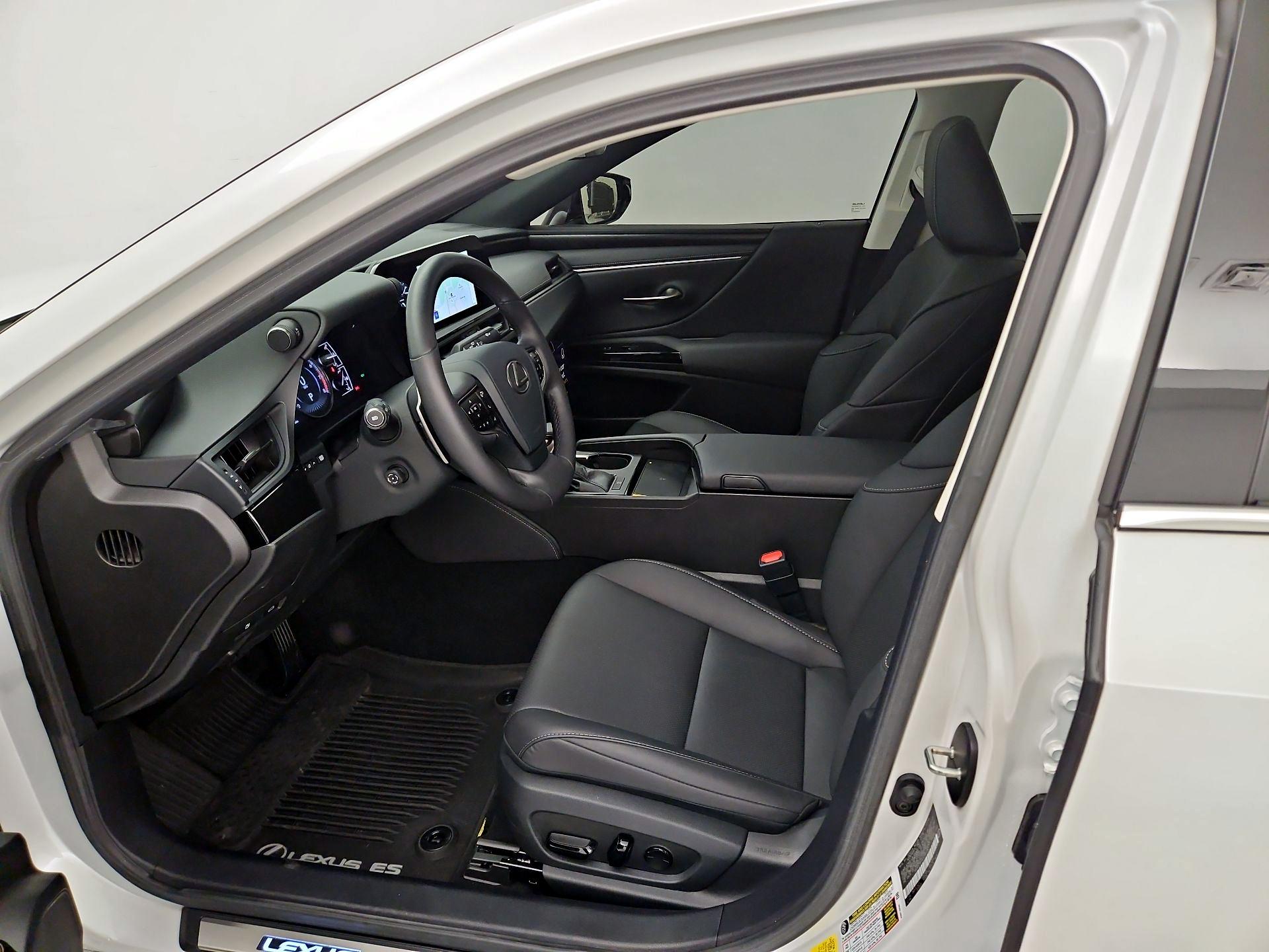 Thumbnail: 2025 Lexus ES - 11