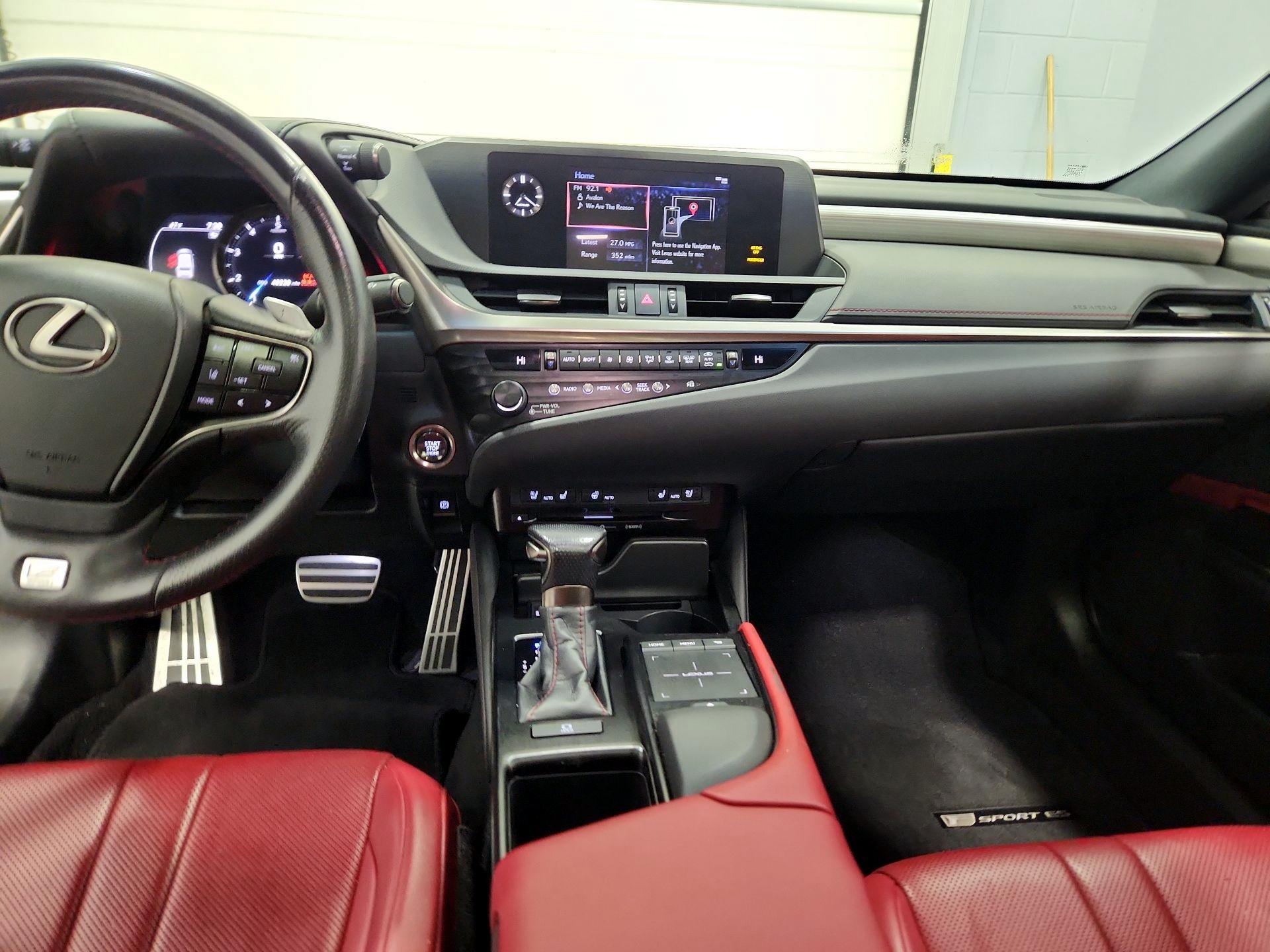 Thumbnail: 2020 Lexus ES - 9