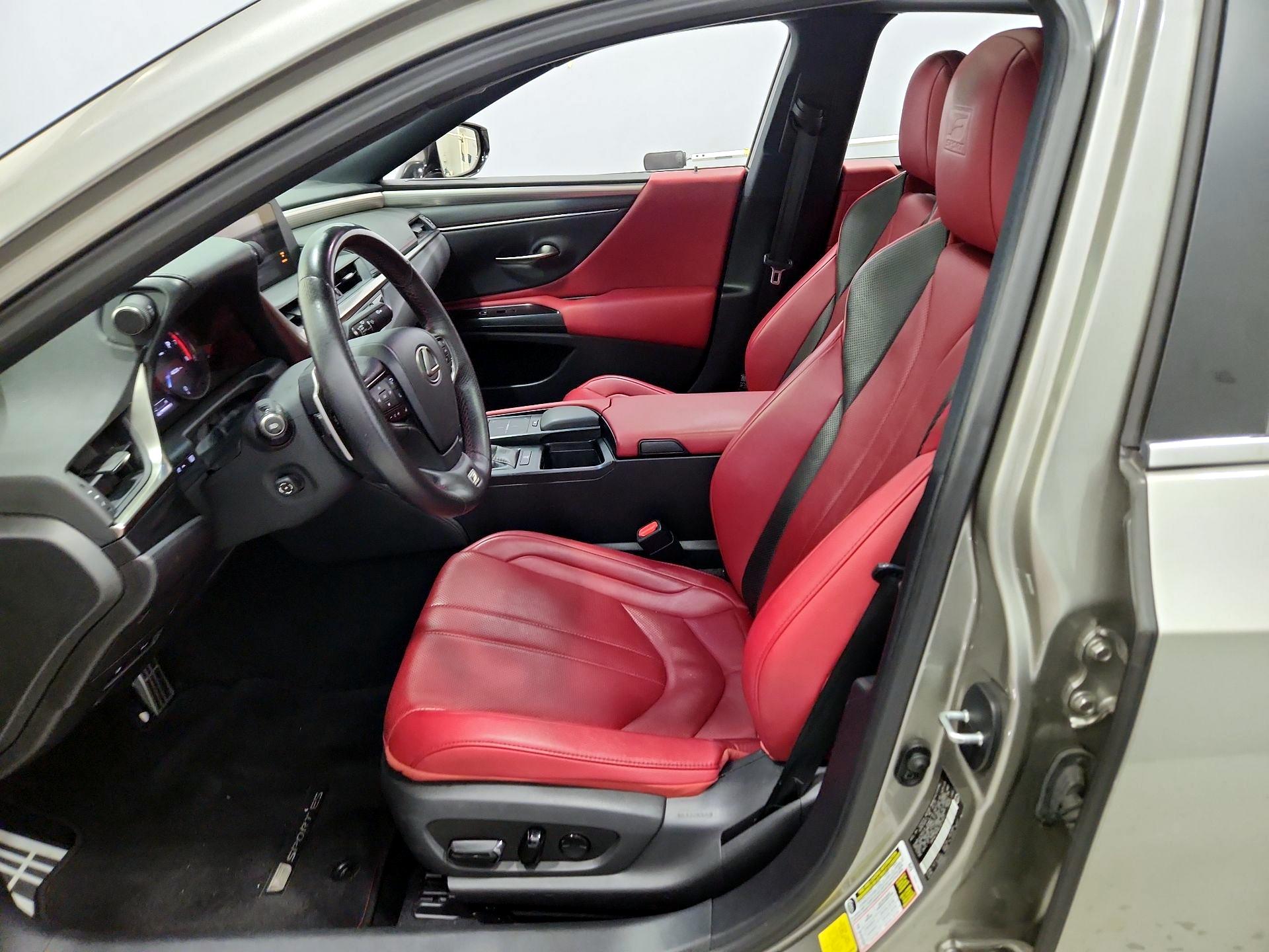 Thumbnail: 2020 Lexus ES - 11