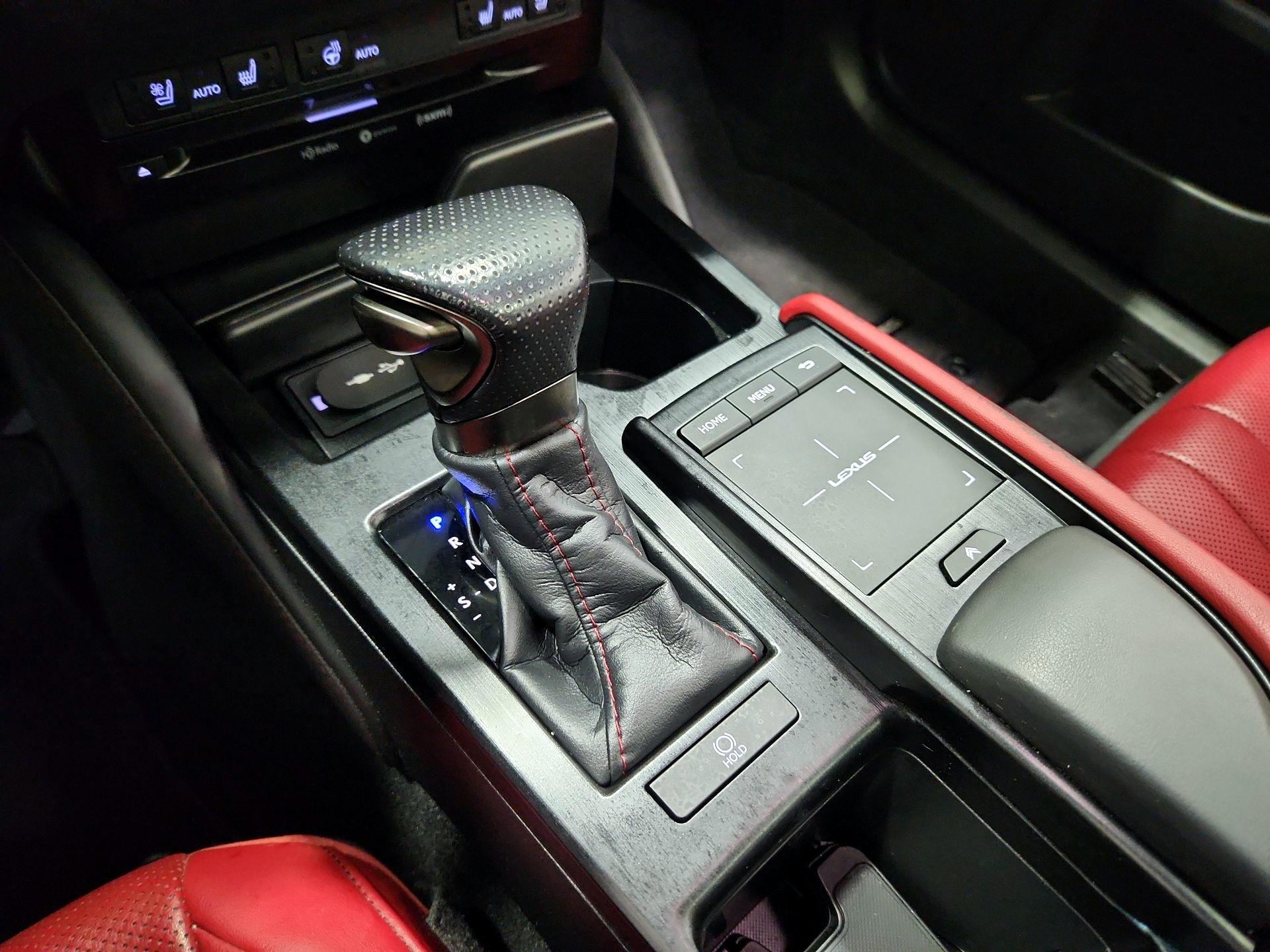 Thumbnail: 2020 Lexus ES - 17