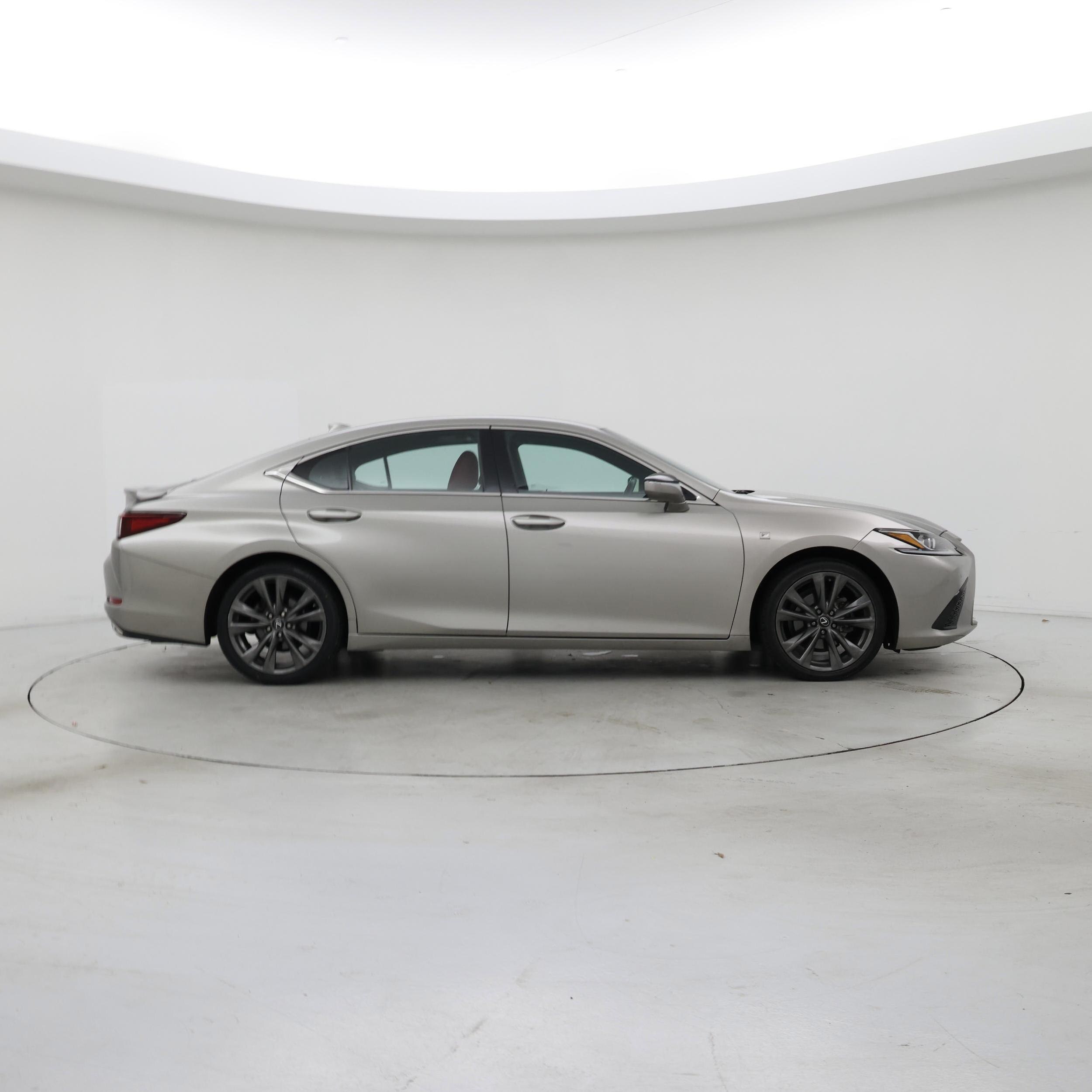 Thumbnail: 2020 Lexus ES - 7