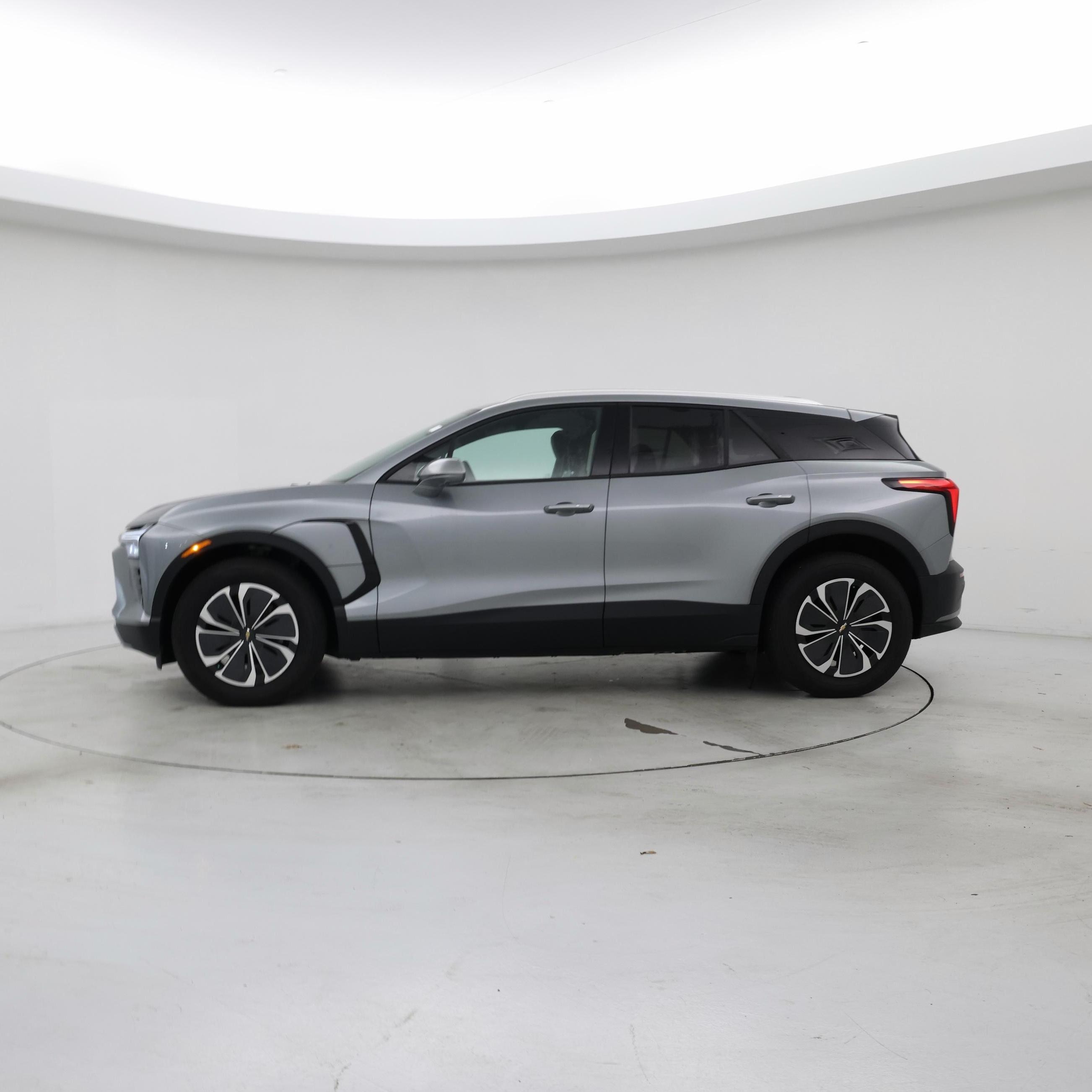 Thumbnail: 2024 Chevrolet Blazer EV - 3