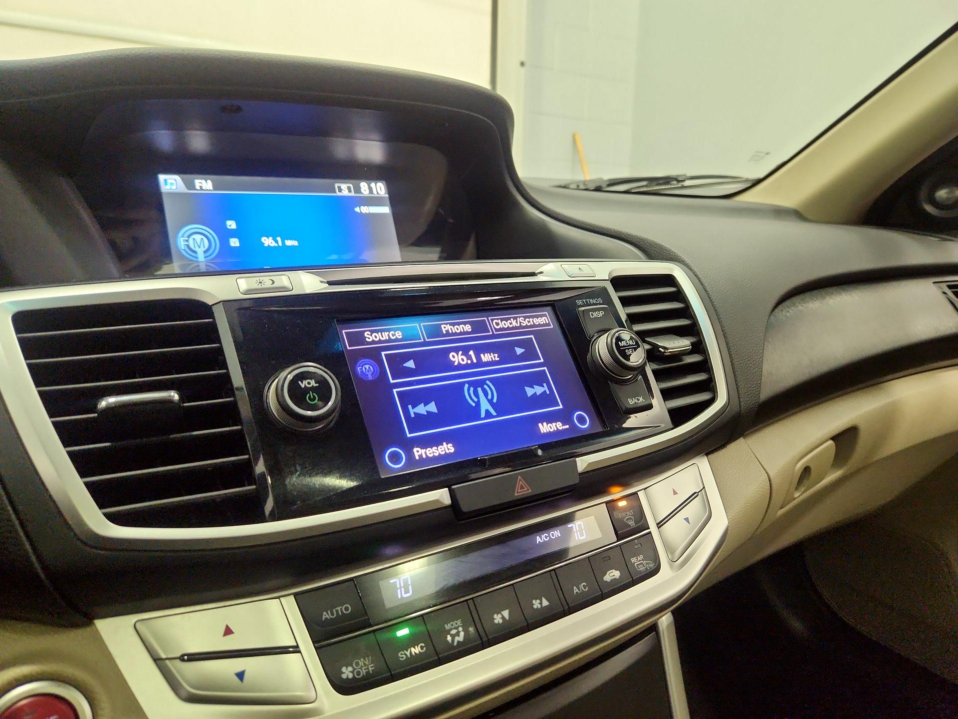 Thumbnail: 2014 Honda Accord - 15