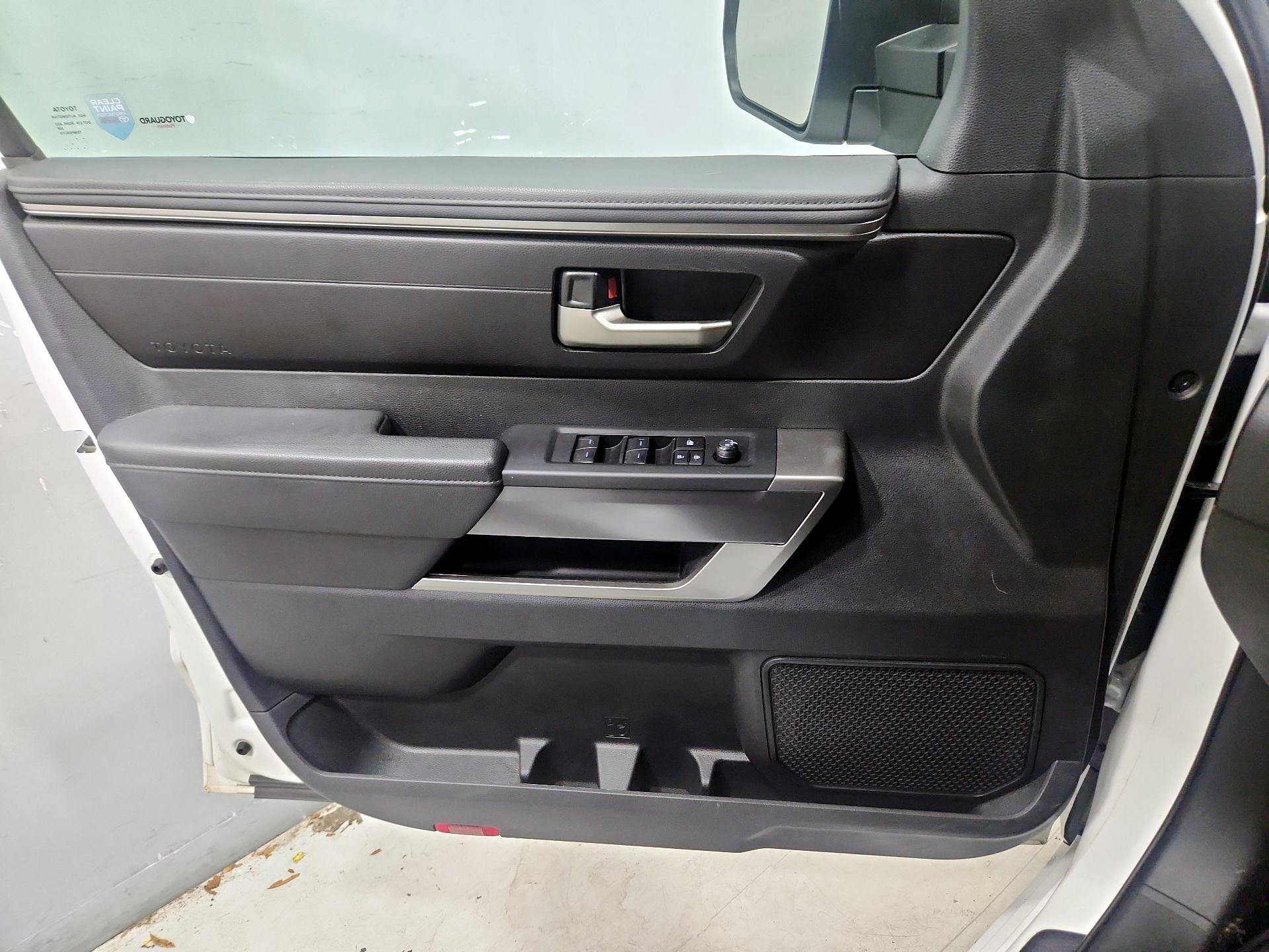 Thumbnail: 2023 Toyota Tundra - 12