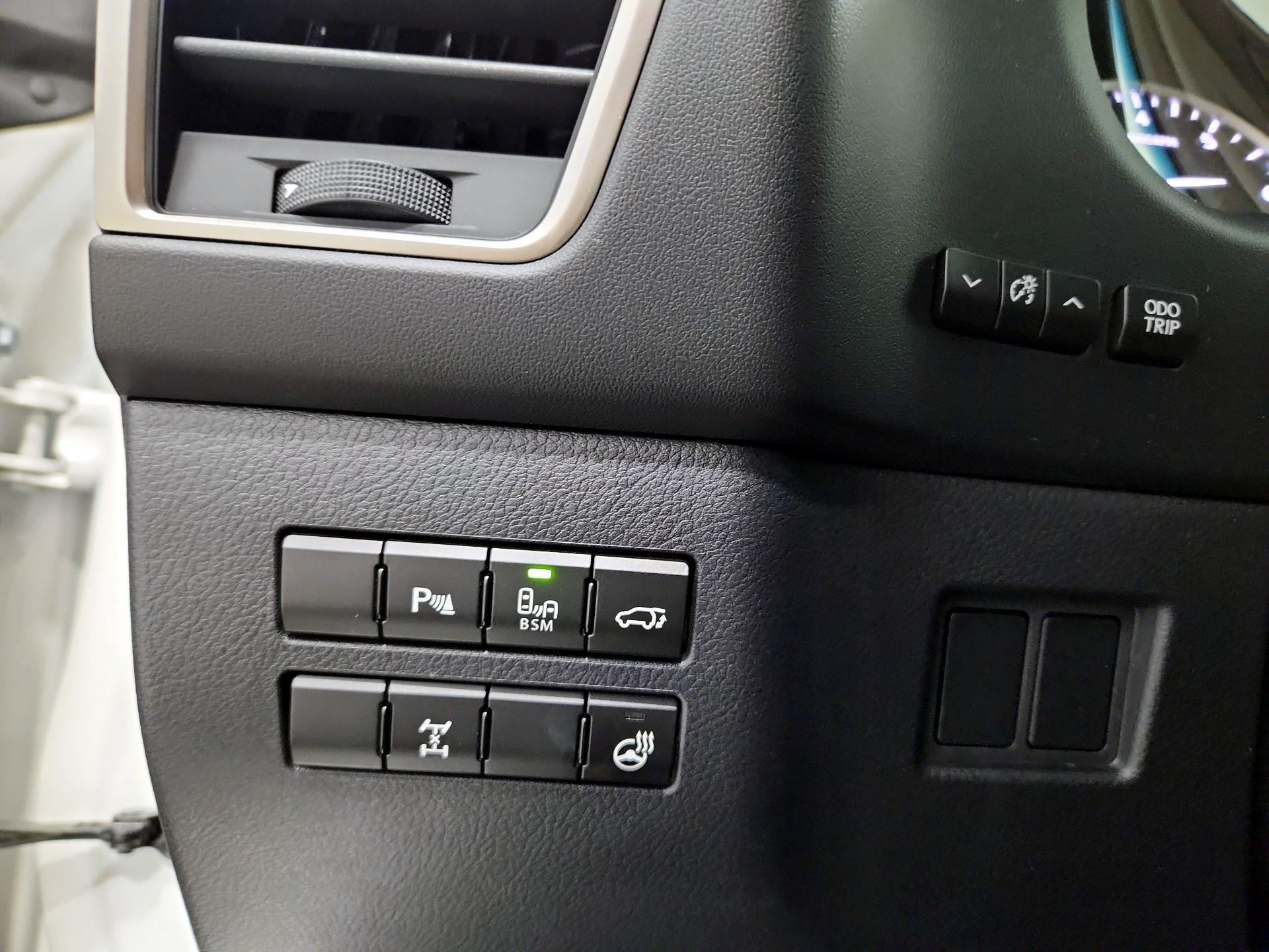 Thumbnail: 2017 Lexus NX - 13