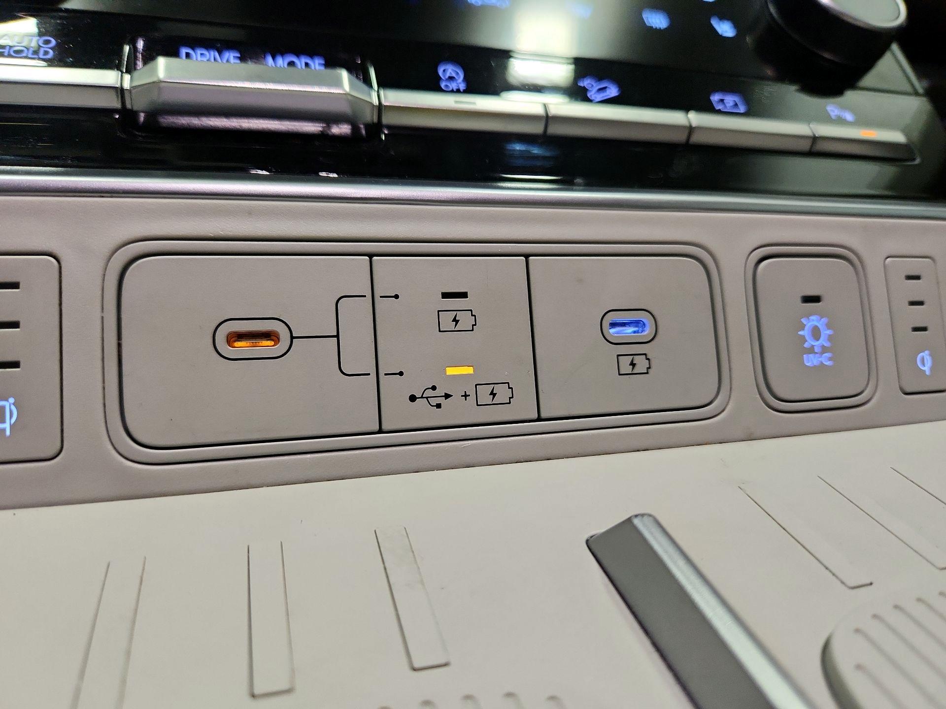 Thumbnail: 2024 Hyundai Santa Fe - 18