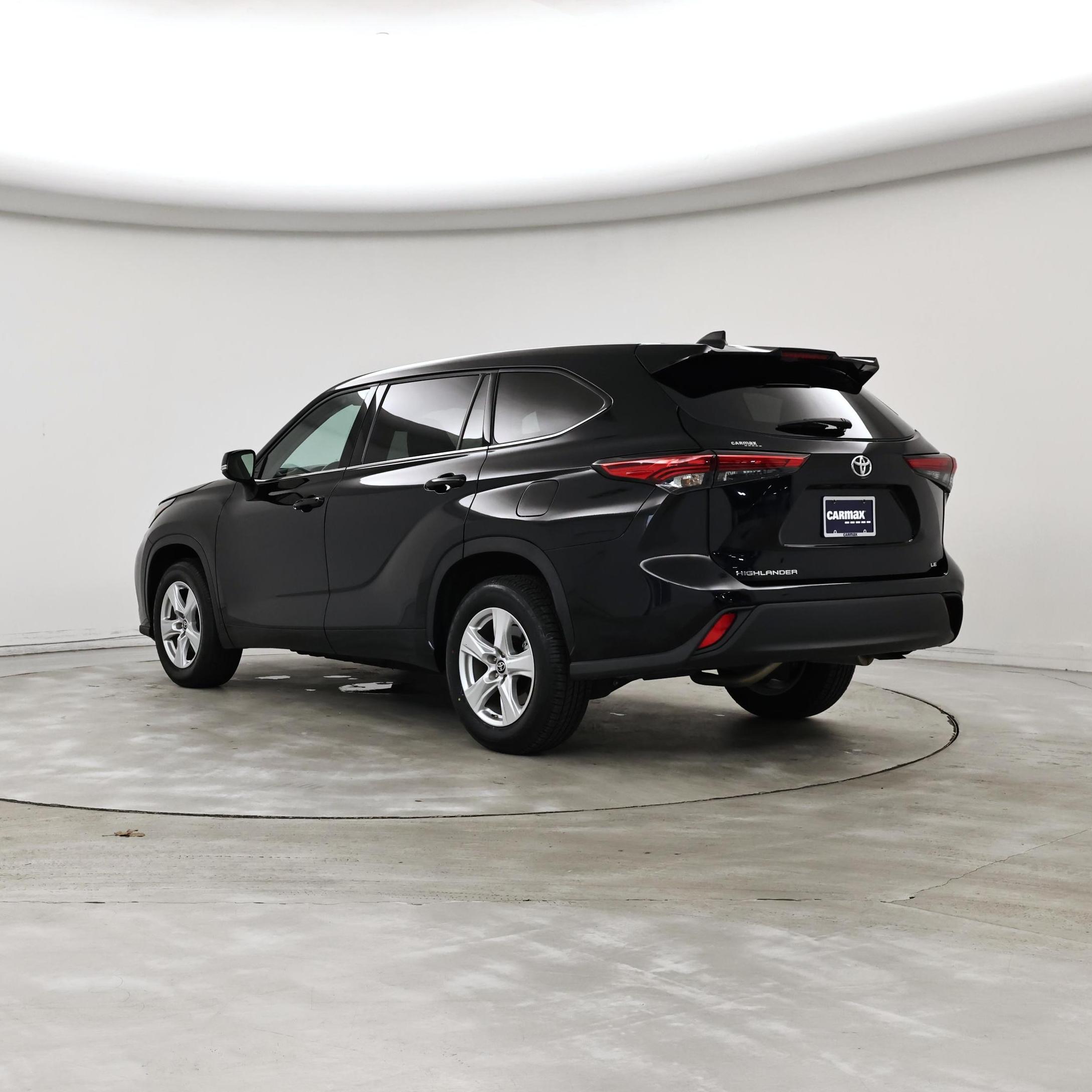 Thumbnail: 2022 Toyota Highlander - 2