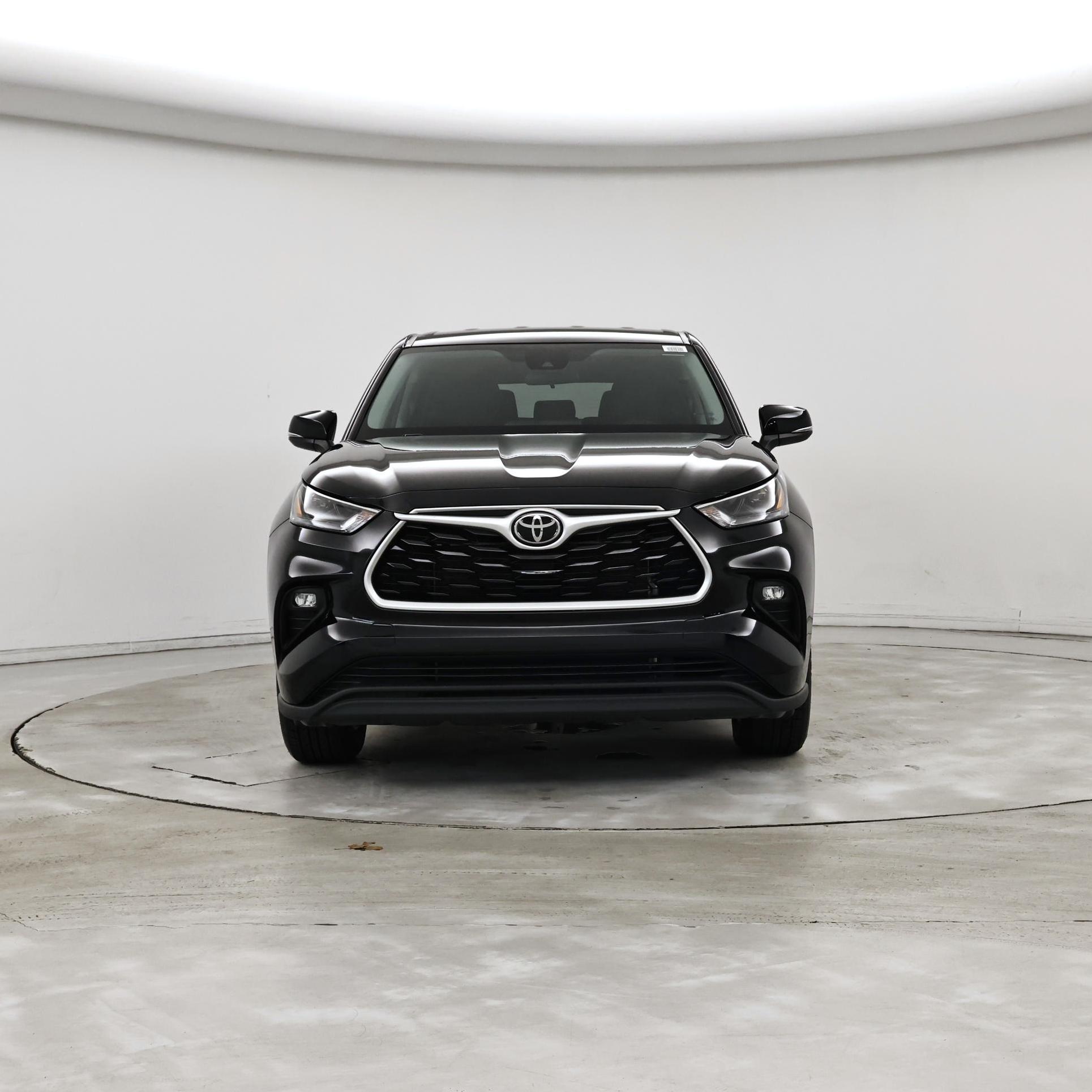 Thumbnail: 2022 Toyota Highlander - 5