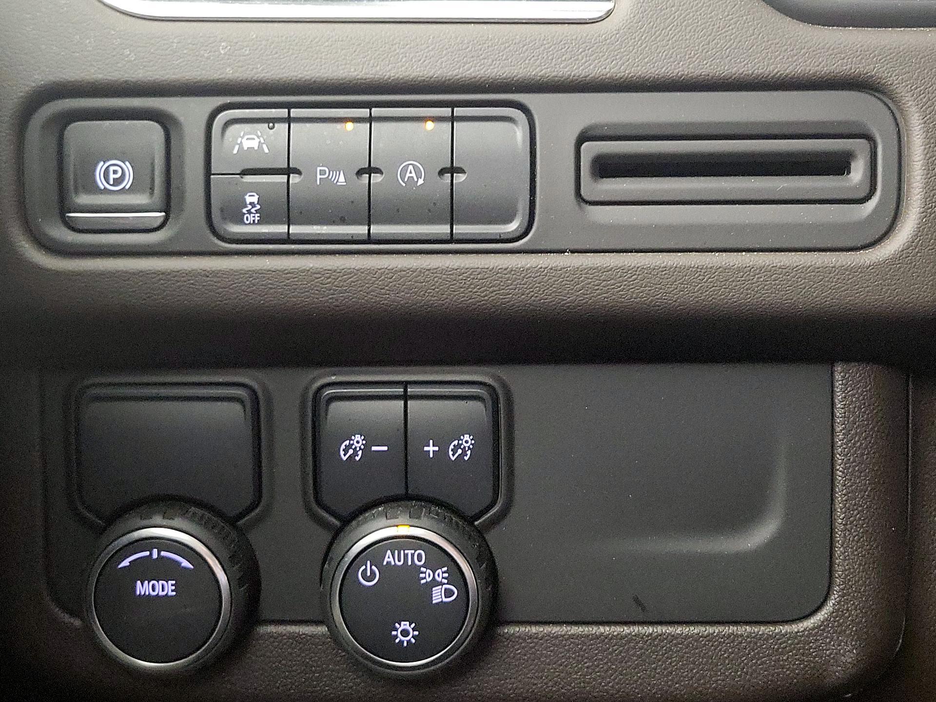 Thumbnail: 2024 Chevrolet Suburban - 13