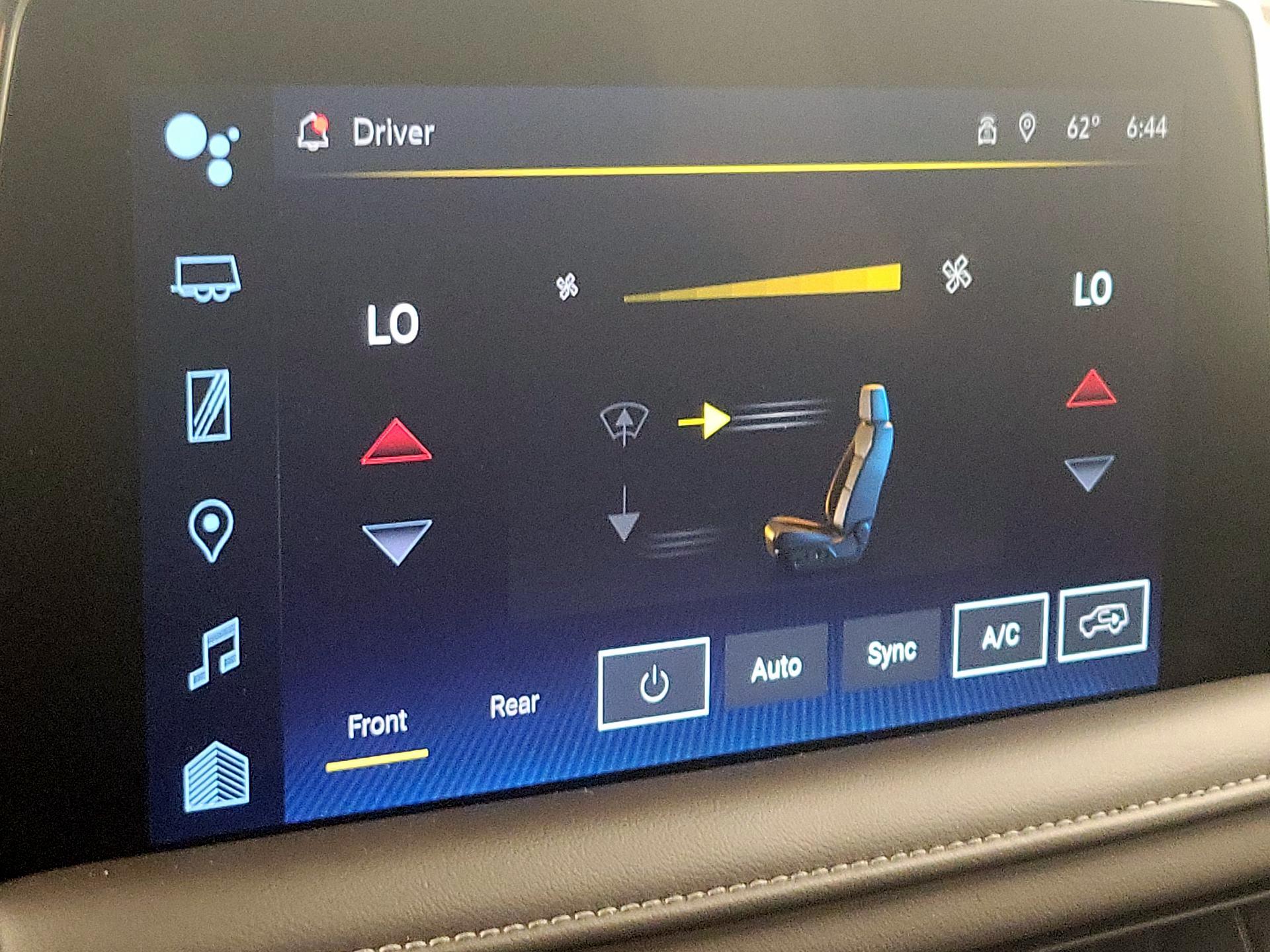 Thumbnail: 2024 Chevrolet Suburban - 16