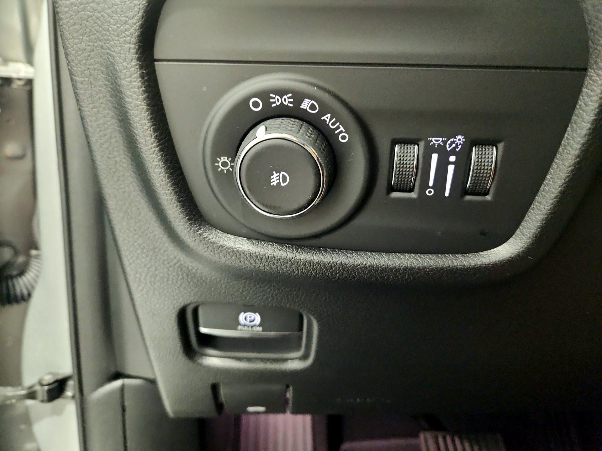 Thumbnail: 2023 Jeep Grand Cherokee - 13