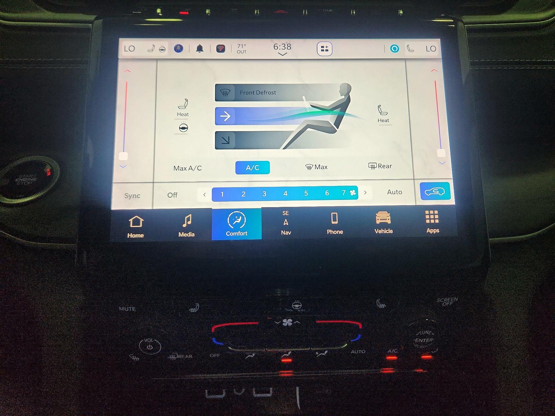 Thumbnail: 2023 Jeep Grand Cherokee - 17