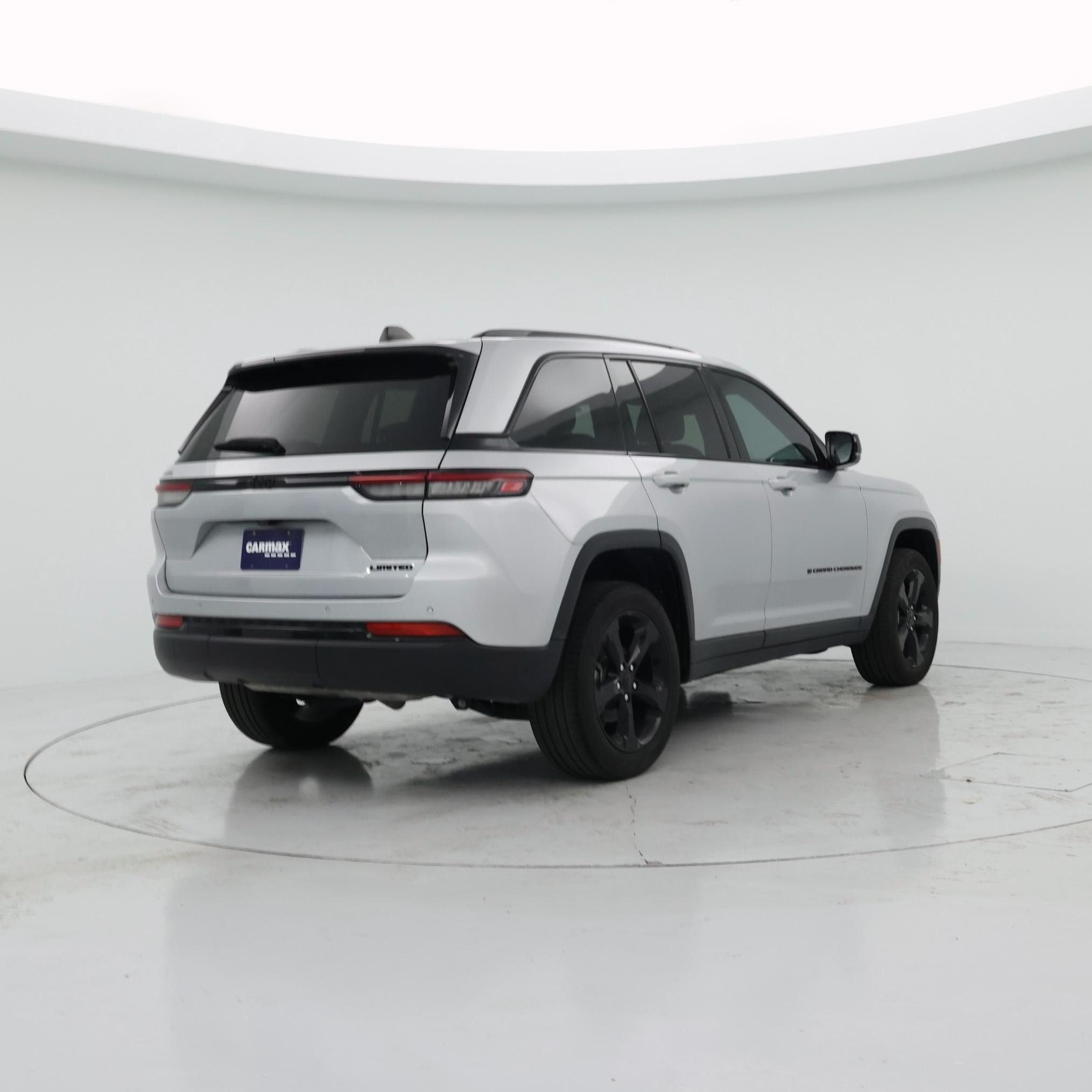 Thumbnail: 2023 Jeep Grand Cherokee - 8