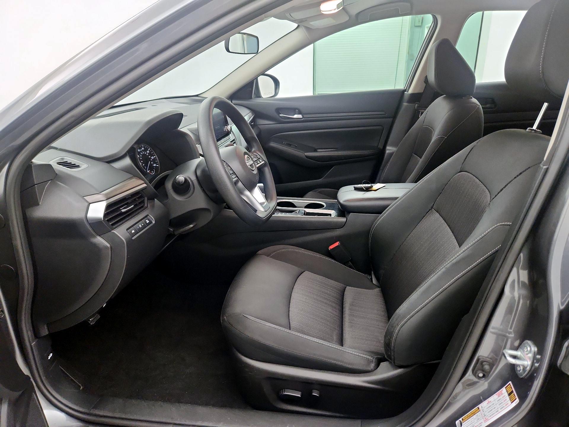 Thumbnail: 2024 Nissan Altima - 9