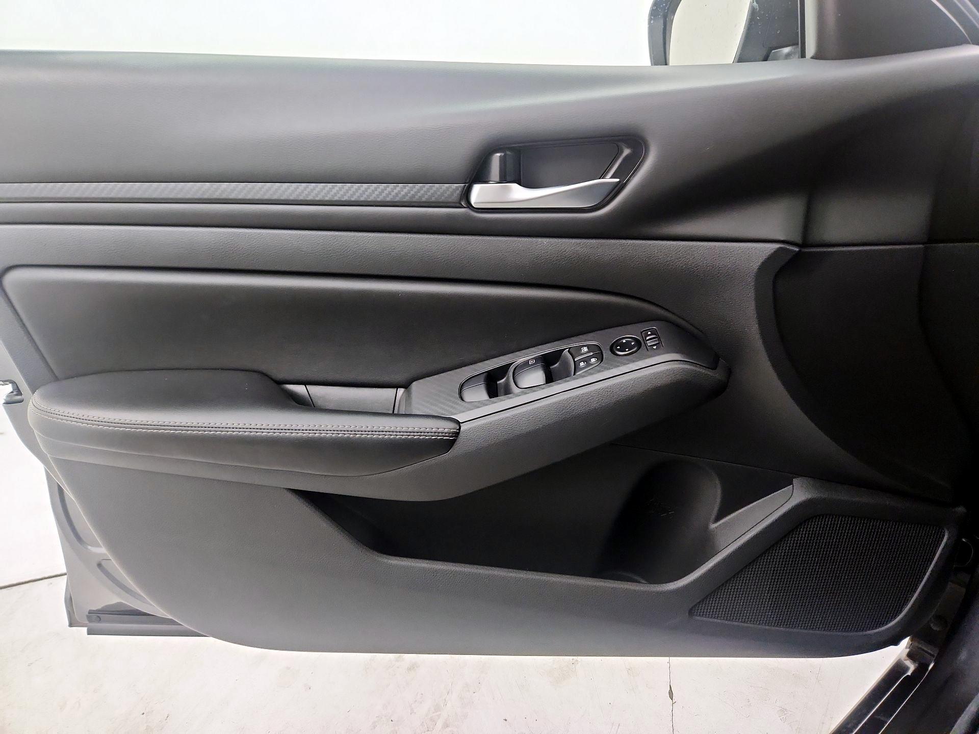 Thumbnail: 2024 Nissan Altima - 10