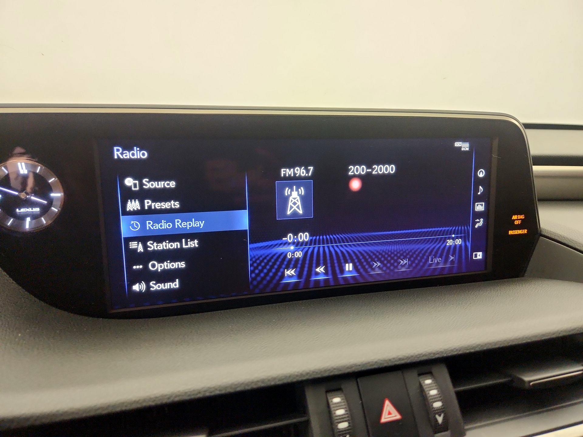 Thumbnail: 2020 Lexus ES - 15