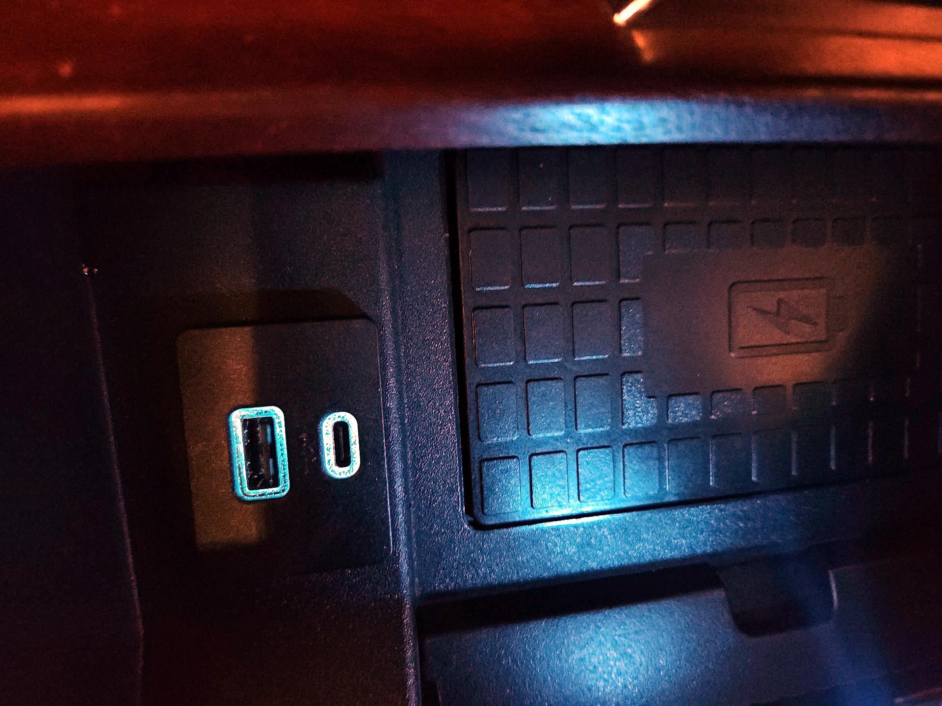 Thumbnail: 2022 Ford F-250 - 18