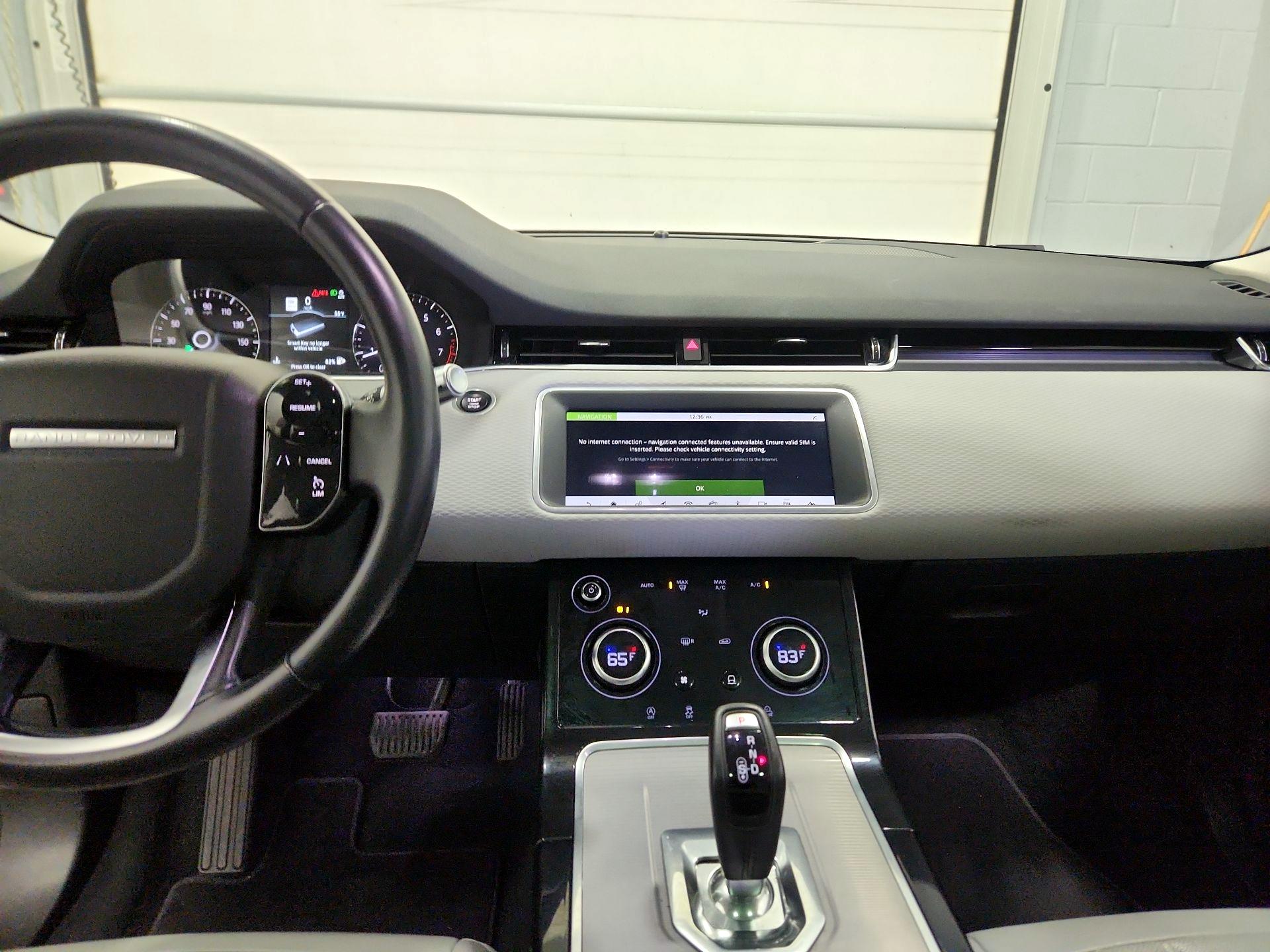 Thumbnail: 2020 Land Rover Range Rover Evoque - 9