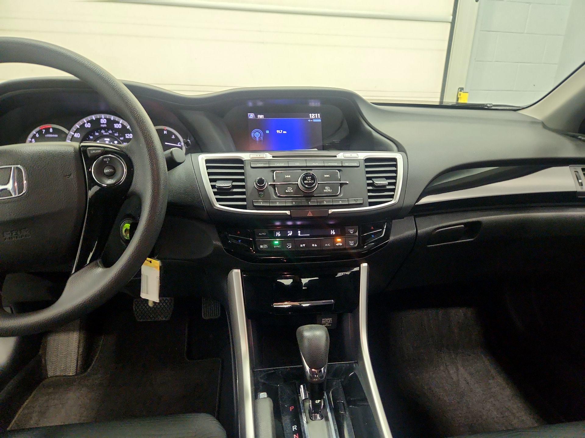 Thumbnail: 2016 Honda Accord - 9