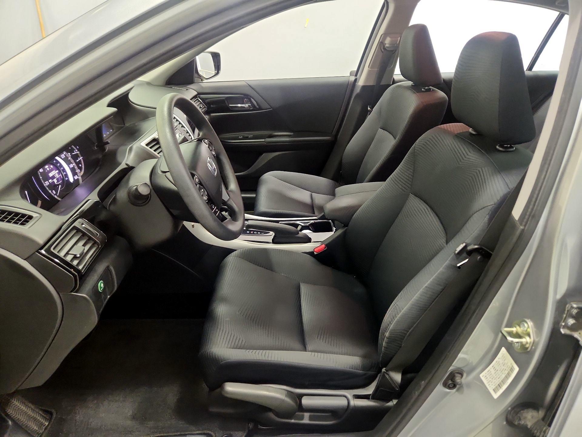 Thumbnail: 2016 Honda Accord - 11