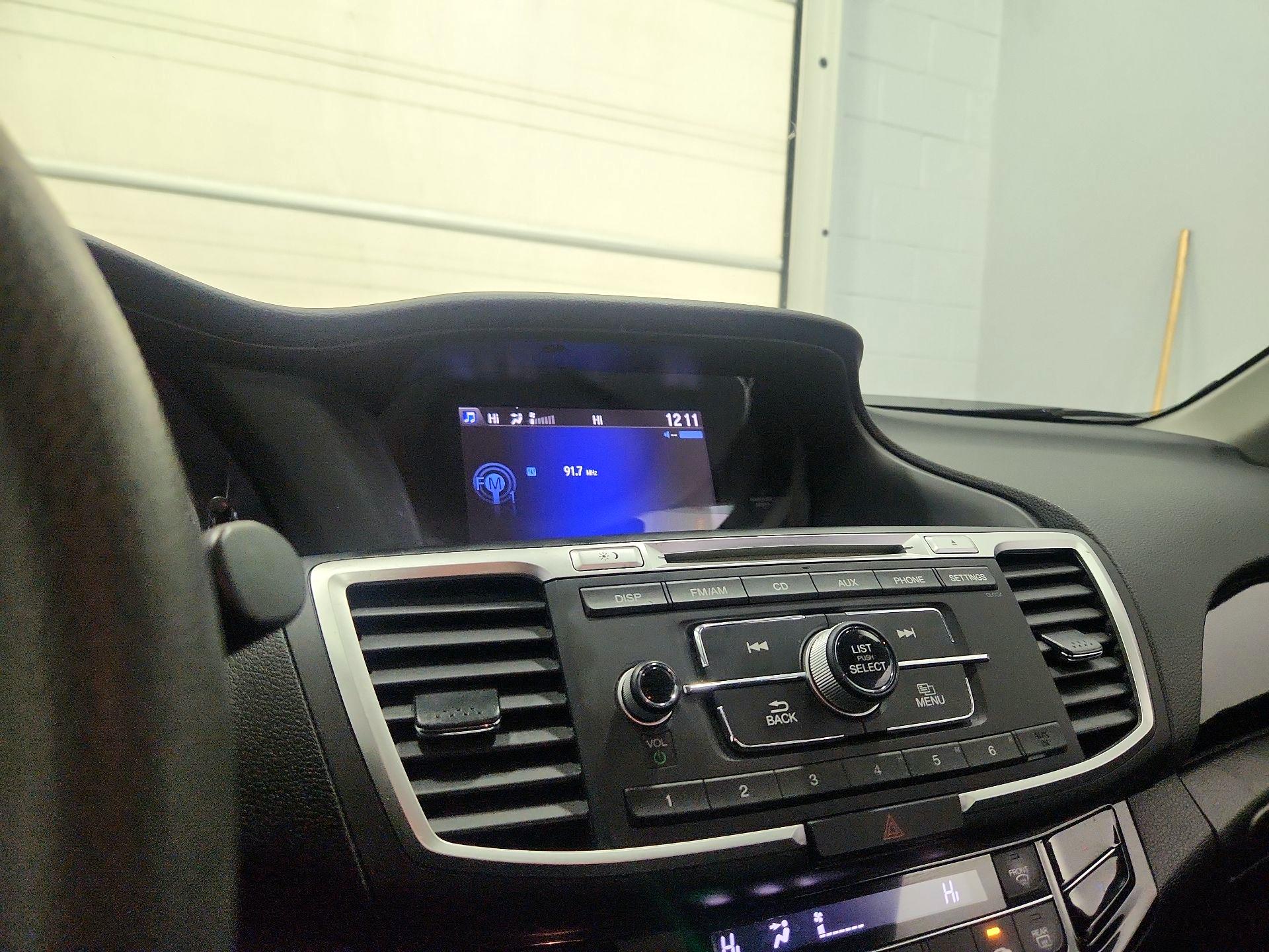 Thumbnail: 2016 Honda Accord - 15