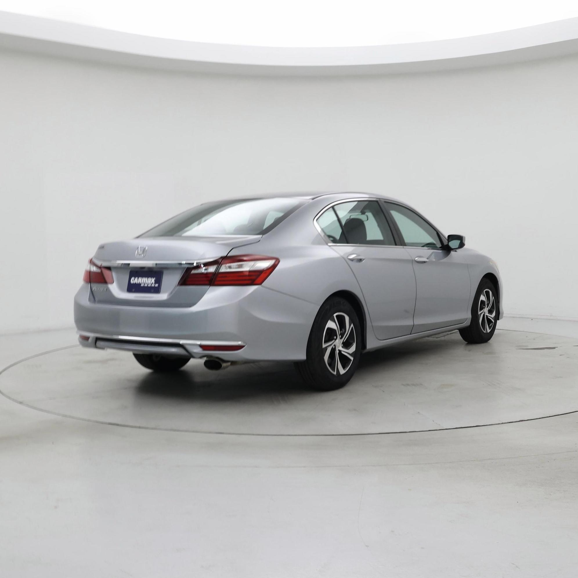 Thumbnail: 2016 Honda Accord - 8