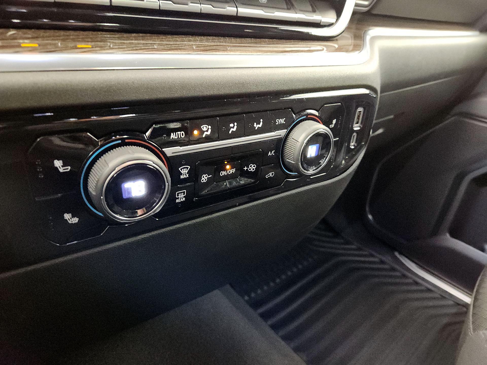 Thumbnail: 2023 Chevrolet Silverado 1500 - 14