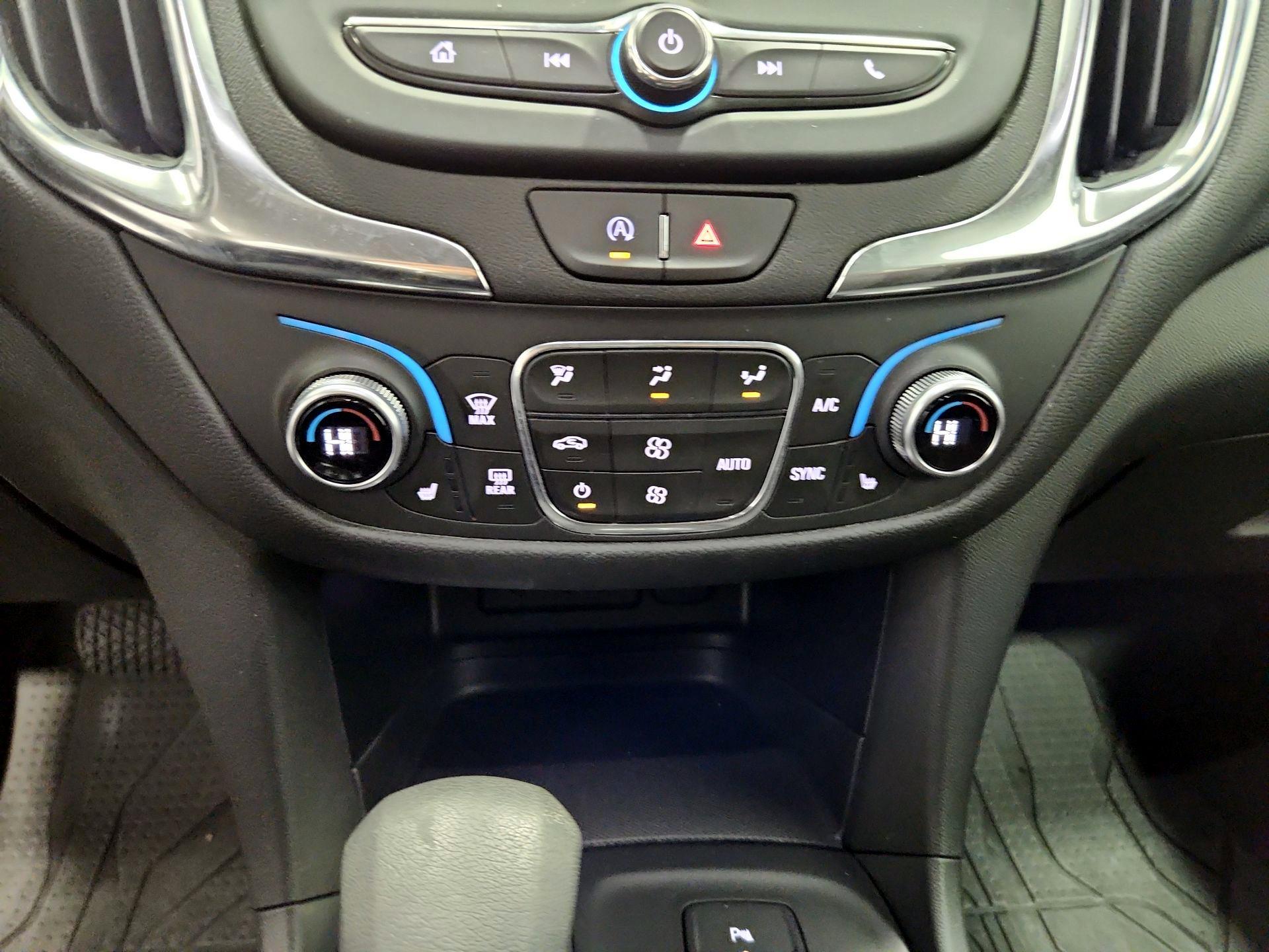 Thumbnail: 2023 Chevrolet Equinox - 16