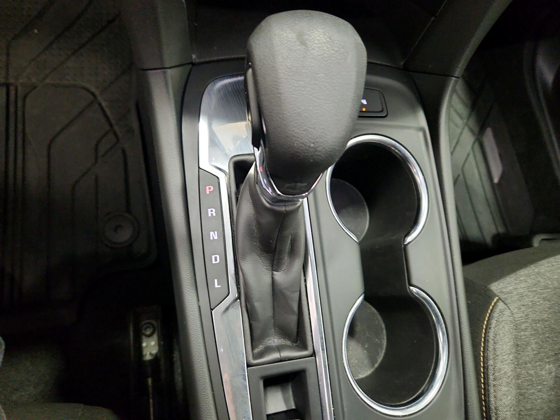 Thumbnail: 2023 Chevrolet Equinox - 17