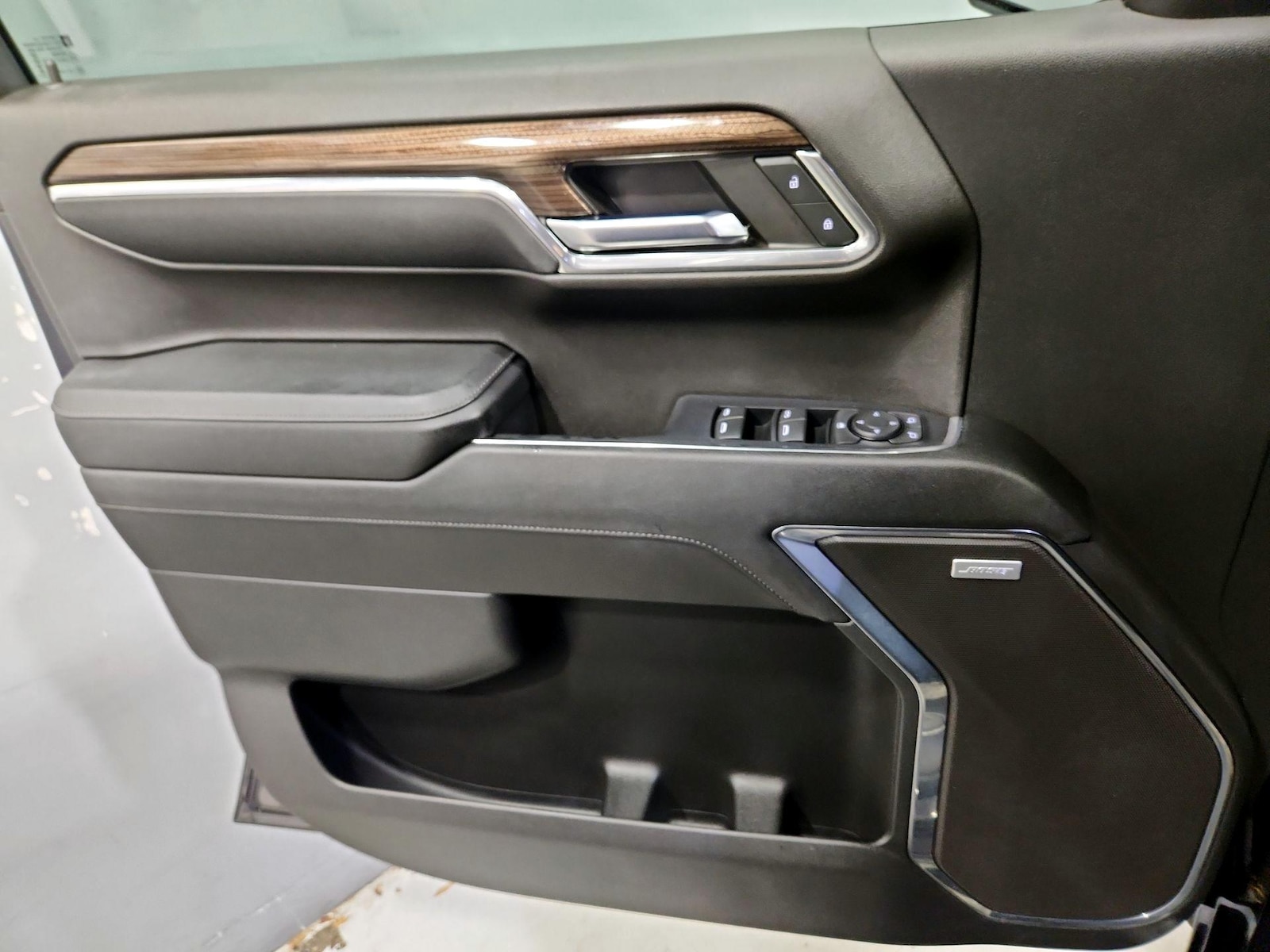 2024 Chevrolet Silverado 1500 RST - Photo 13