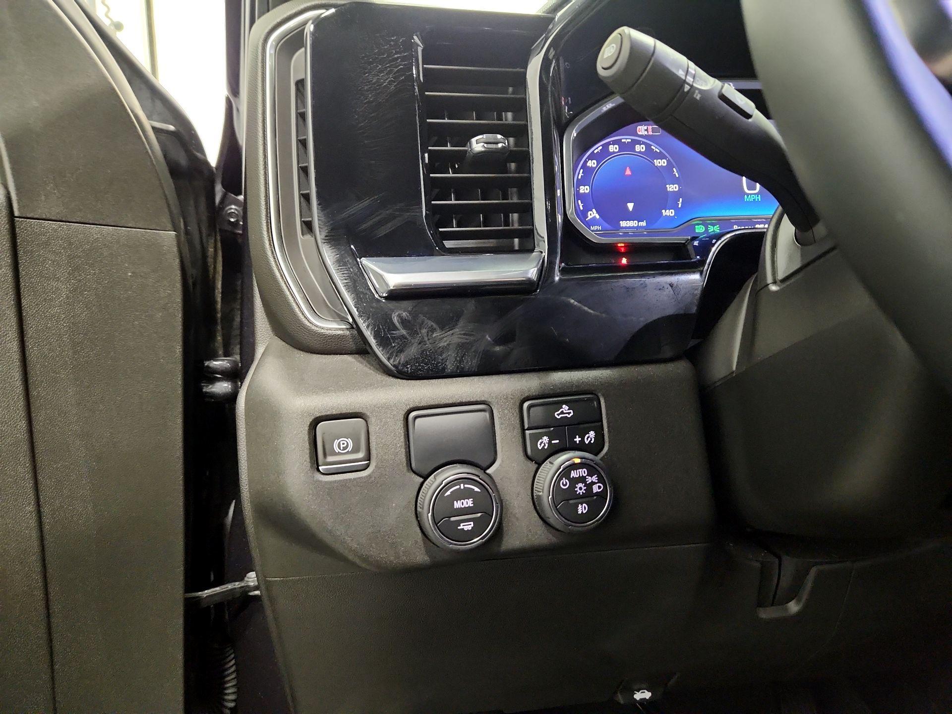 Thumbnail: 2024 Chevrolet Silverado 1500 - 13