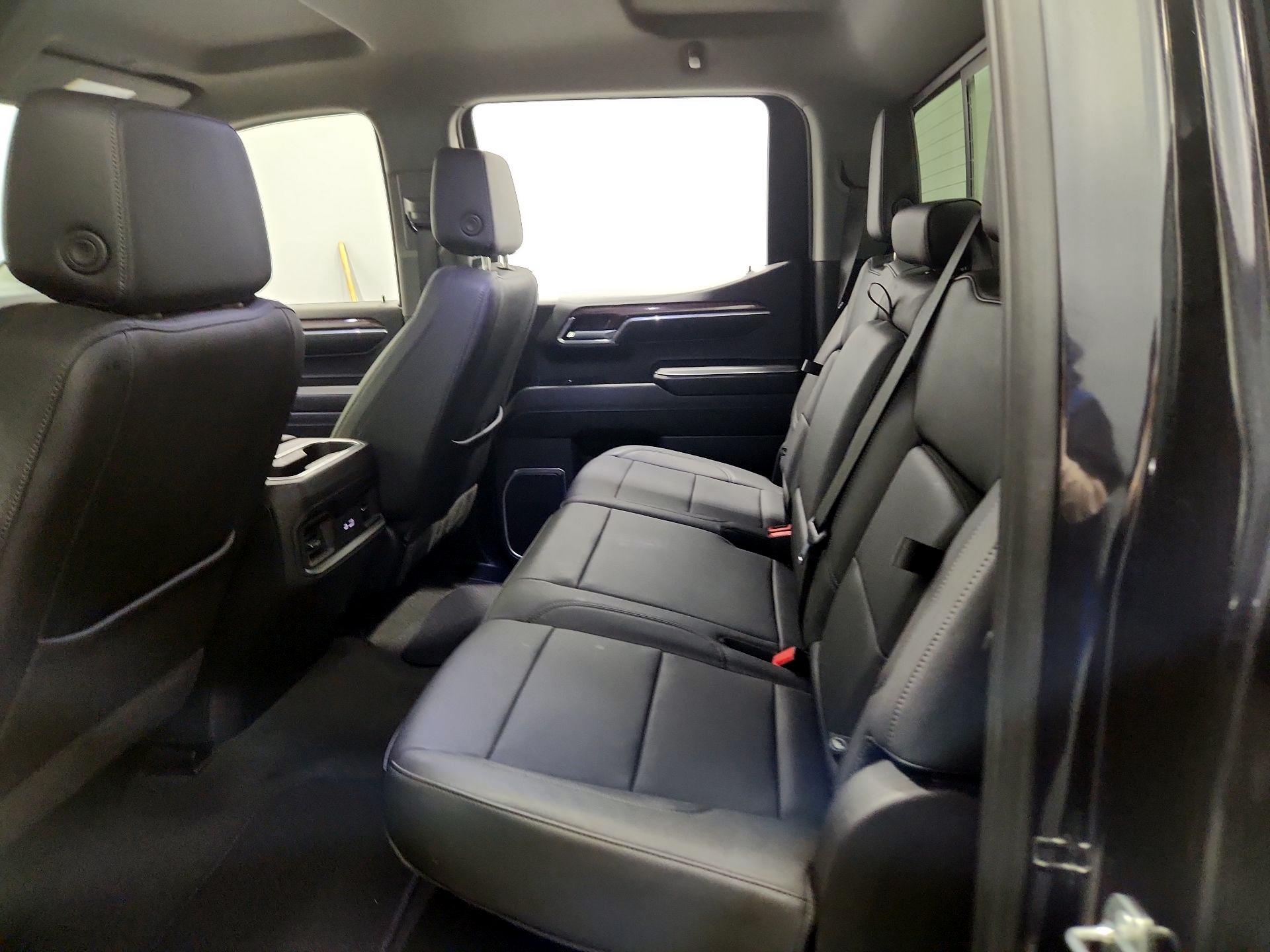 Thumbnail: 2024 Chevrolet Silverado 1500 - 20