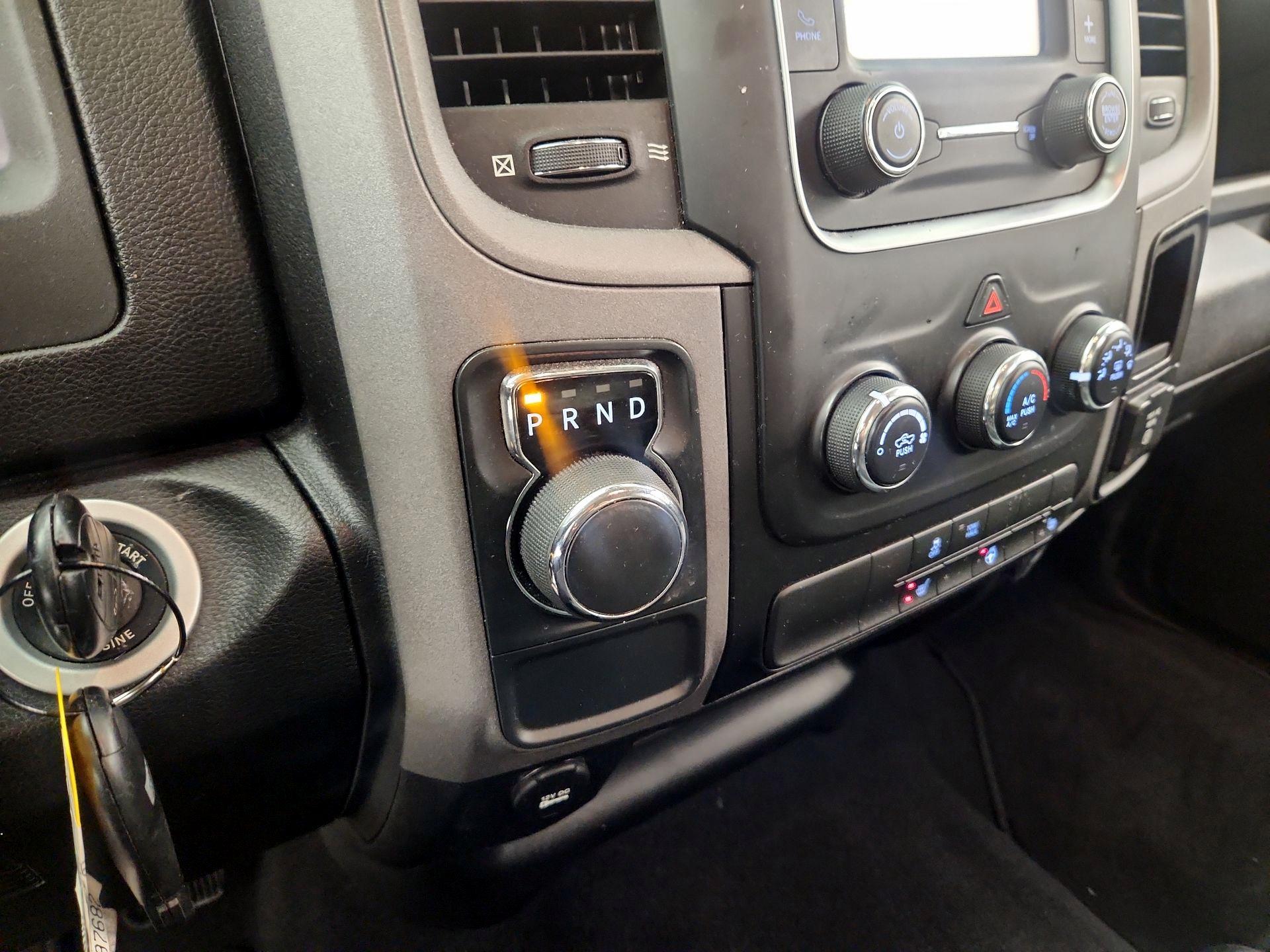 Thumbnail: 2021 RAM 1500 Classic - 17