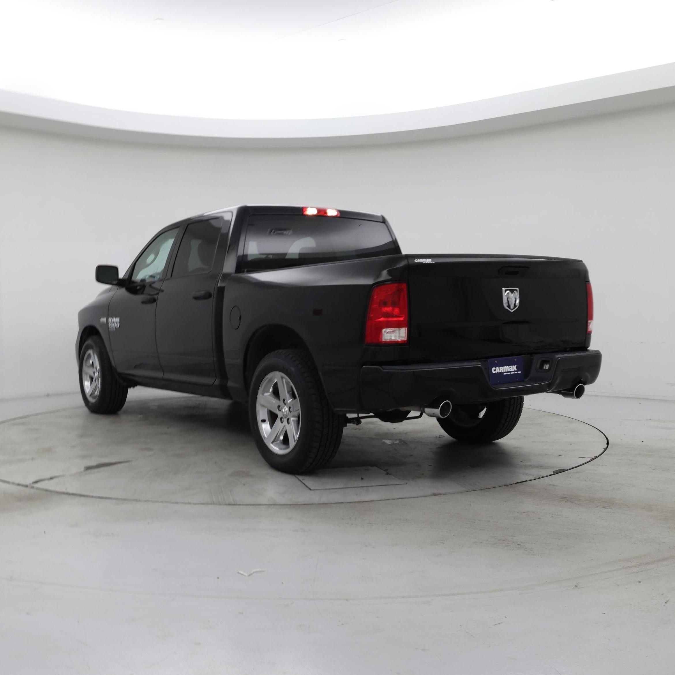 Thumbnail: 2021 RAM 1500 Classic - 2