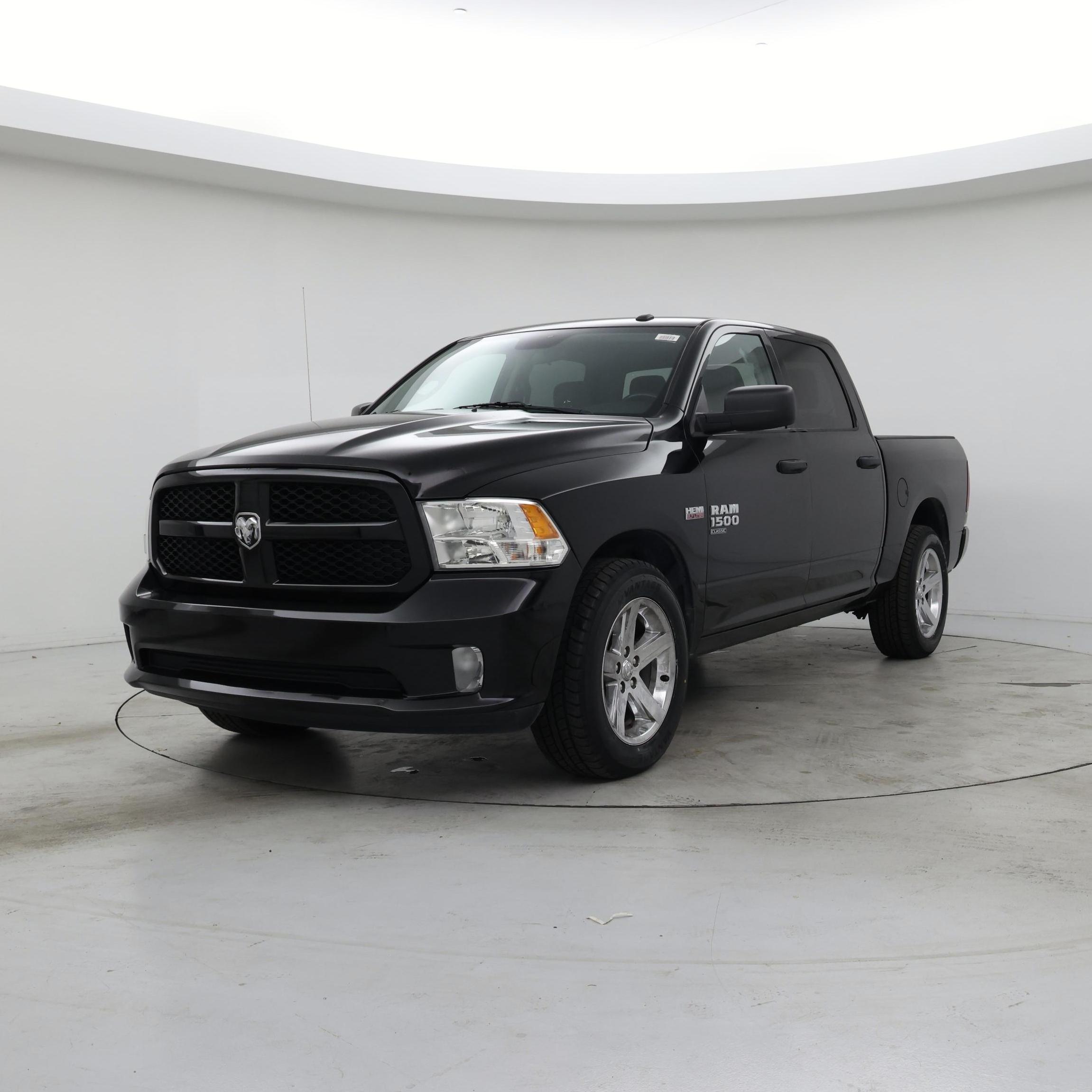 Thumbnail: 2021 RAM 1500 Classic - 4