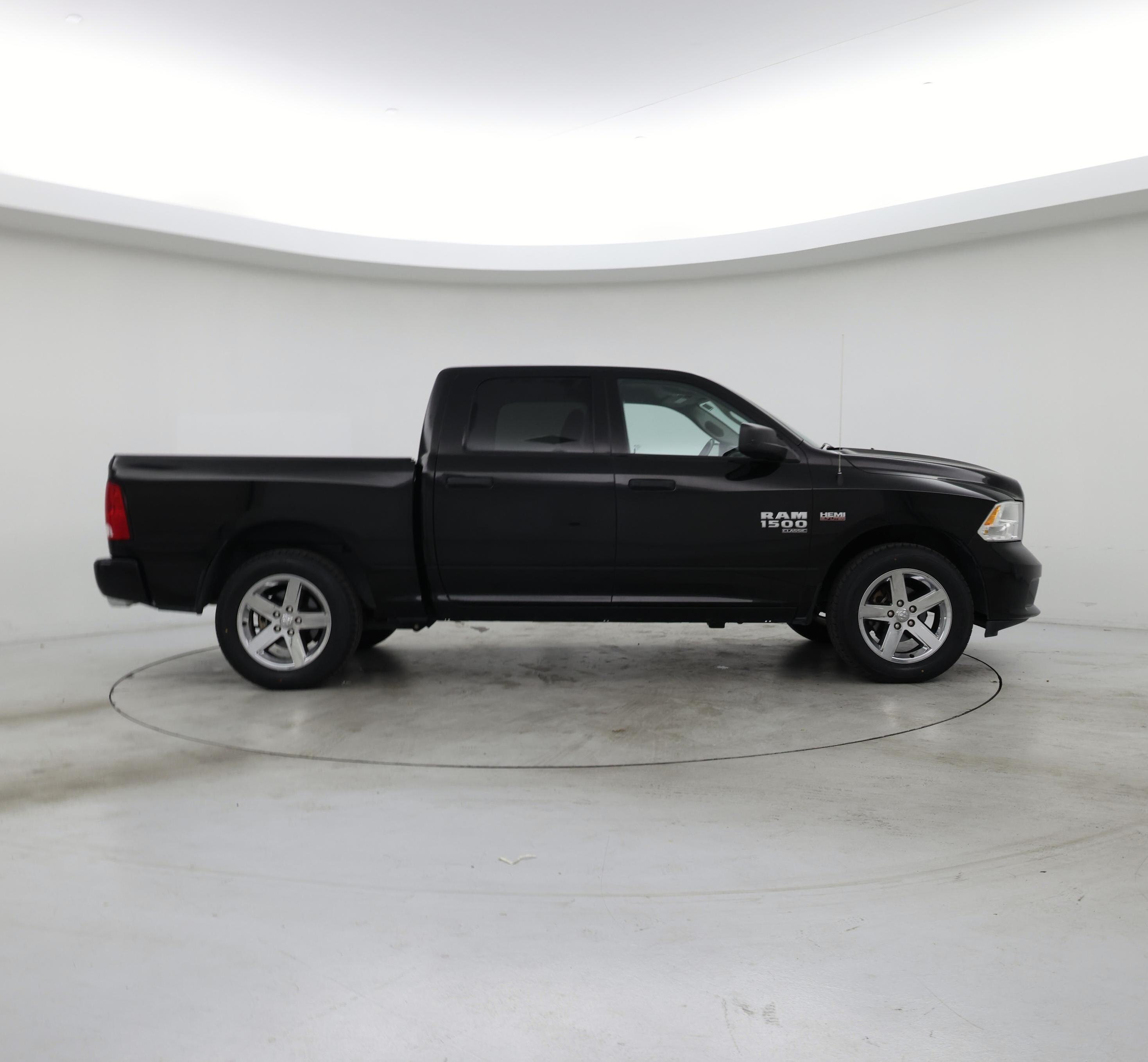 Thumbnail: 2021 RAM 1500 Classic - 7