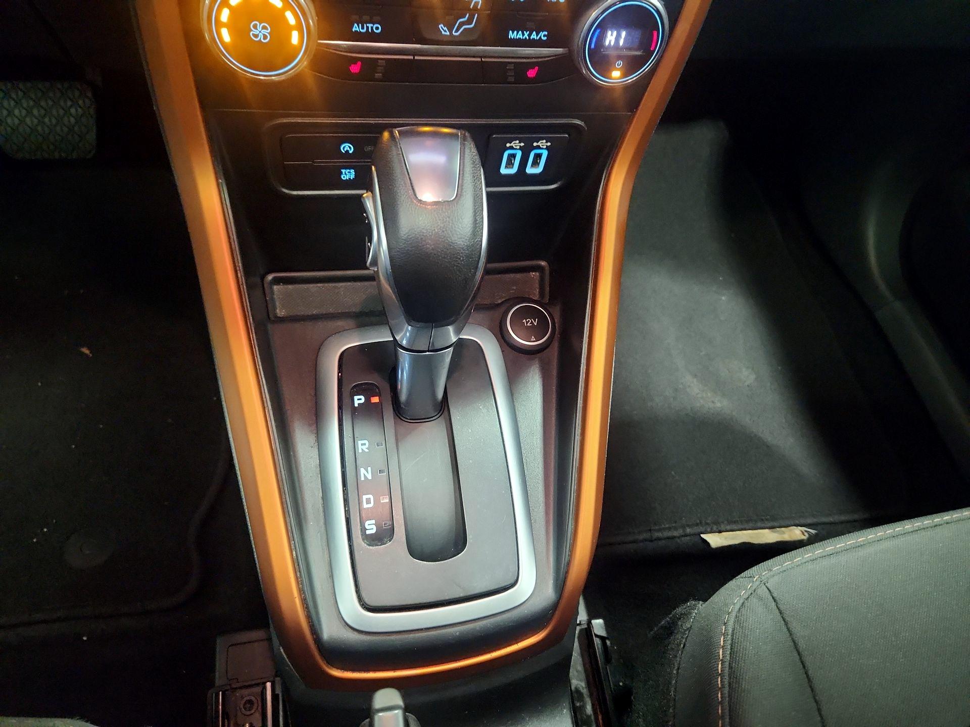 Thumbnail: 2021 Ford EcoSport - 17