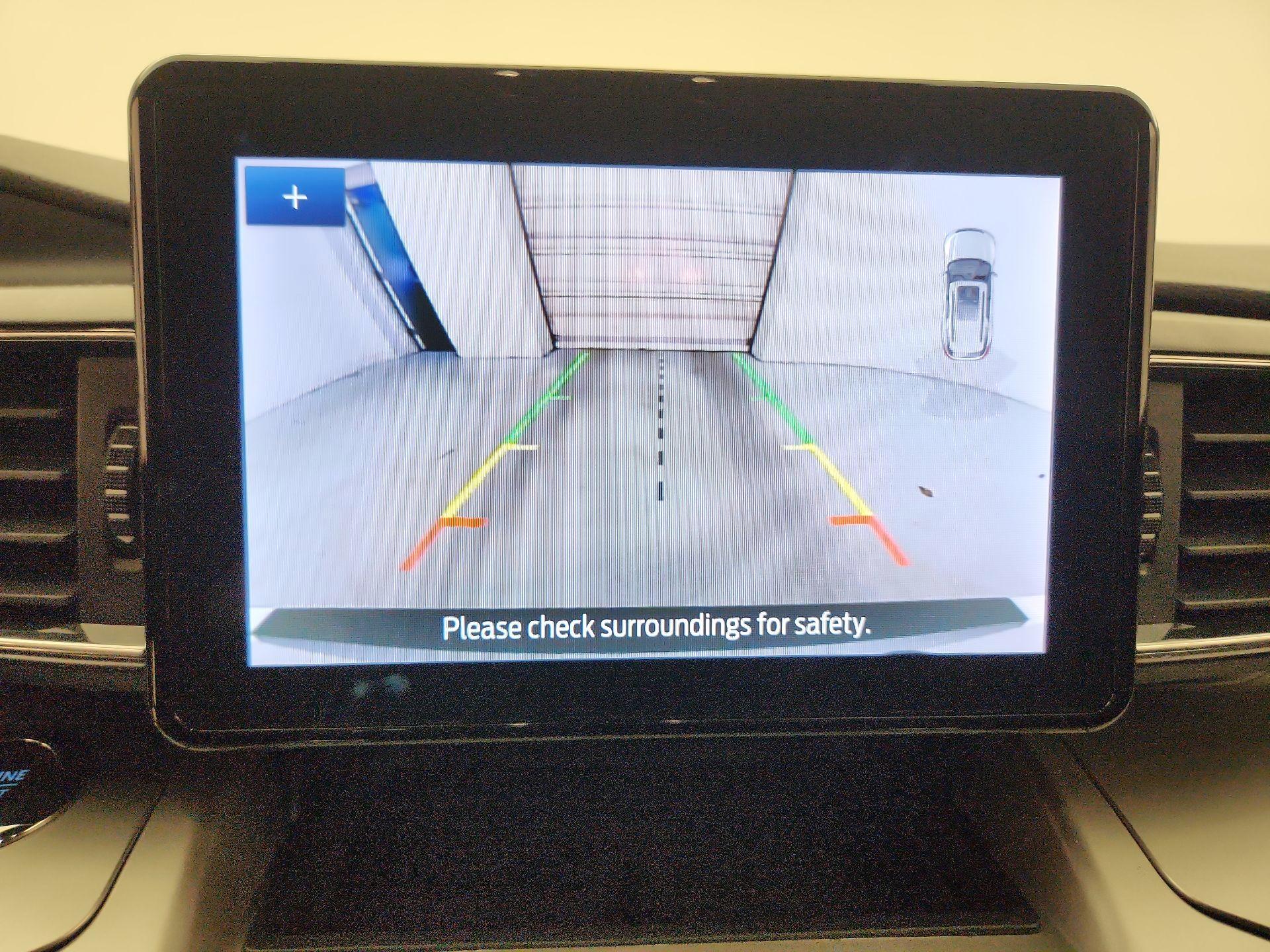 Thumbnail: 2022 Ford Explorer - 13