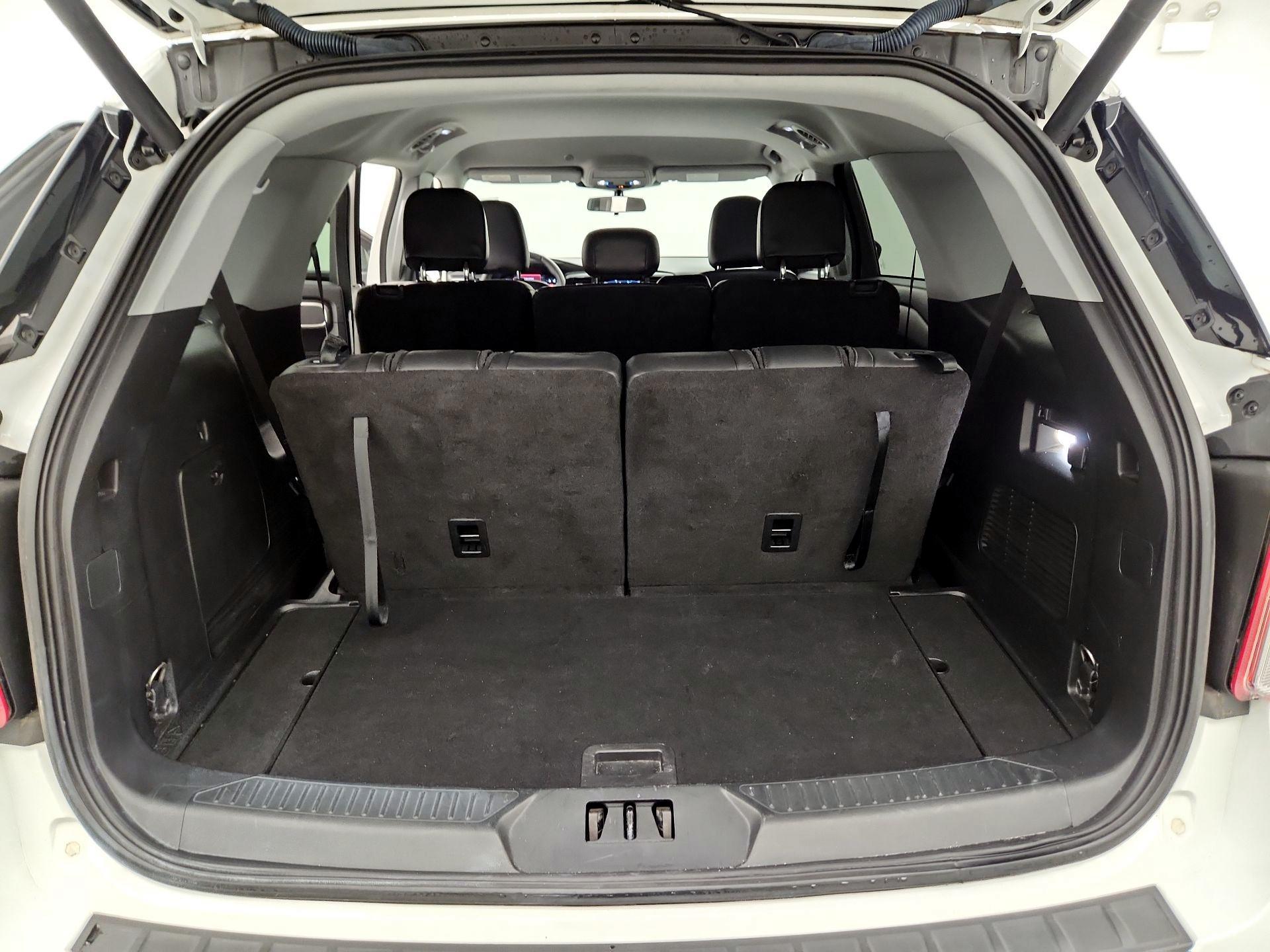 Thumbnail: 2022 Ford Explorer - 20