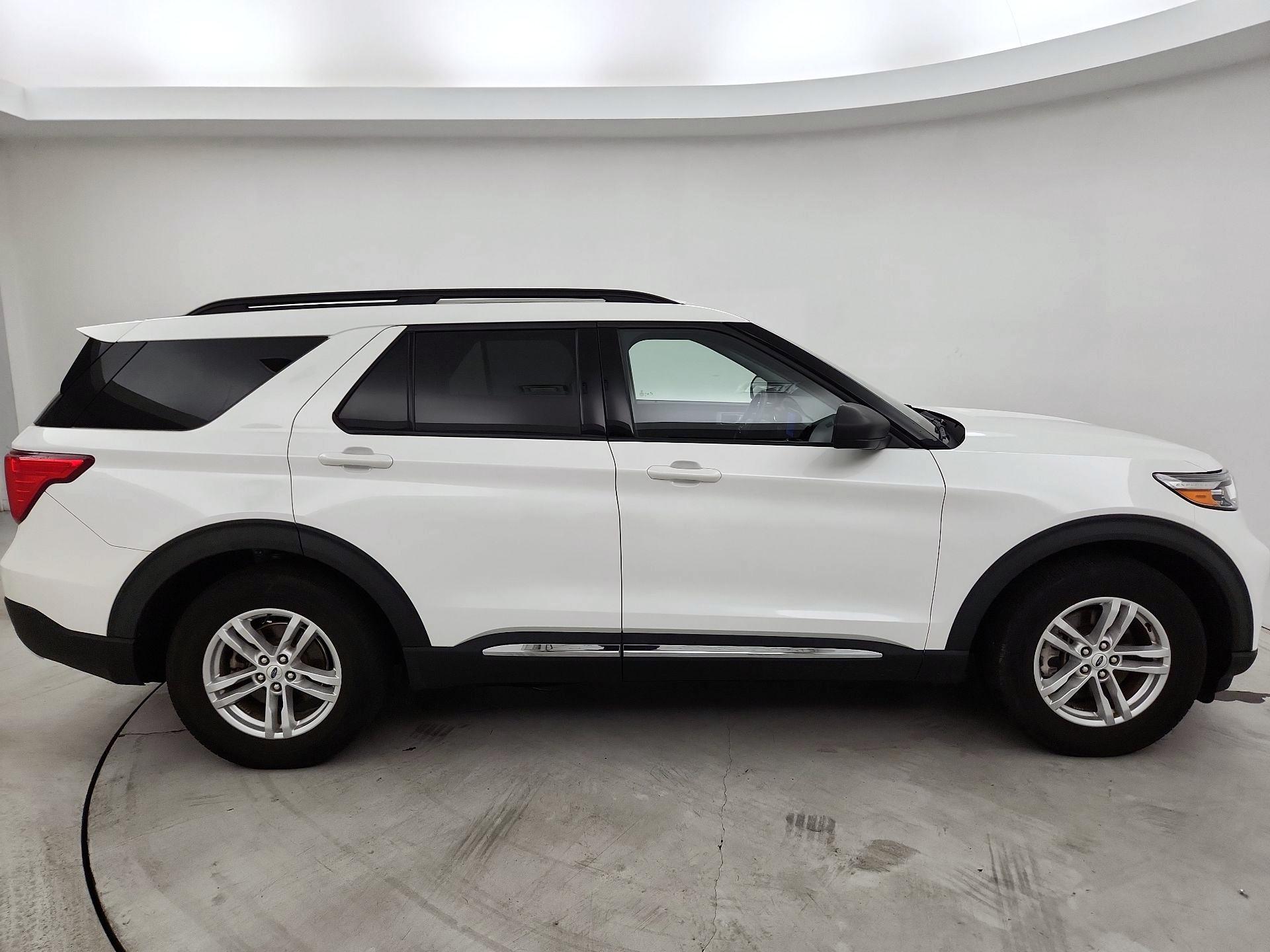 Thumbnail: 2022 Ford Explorer - 4