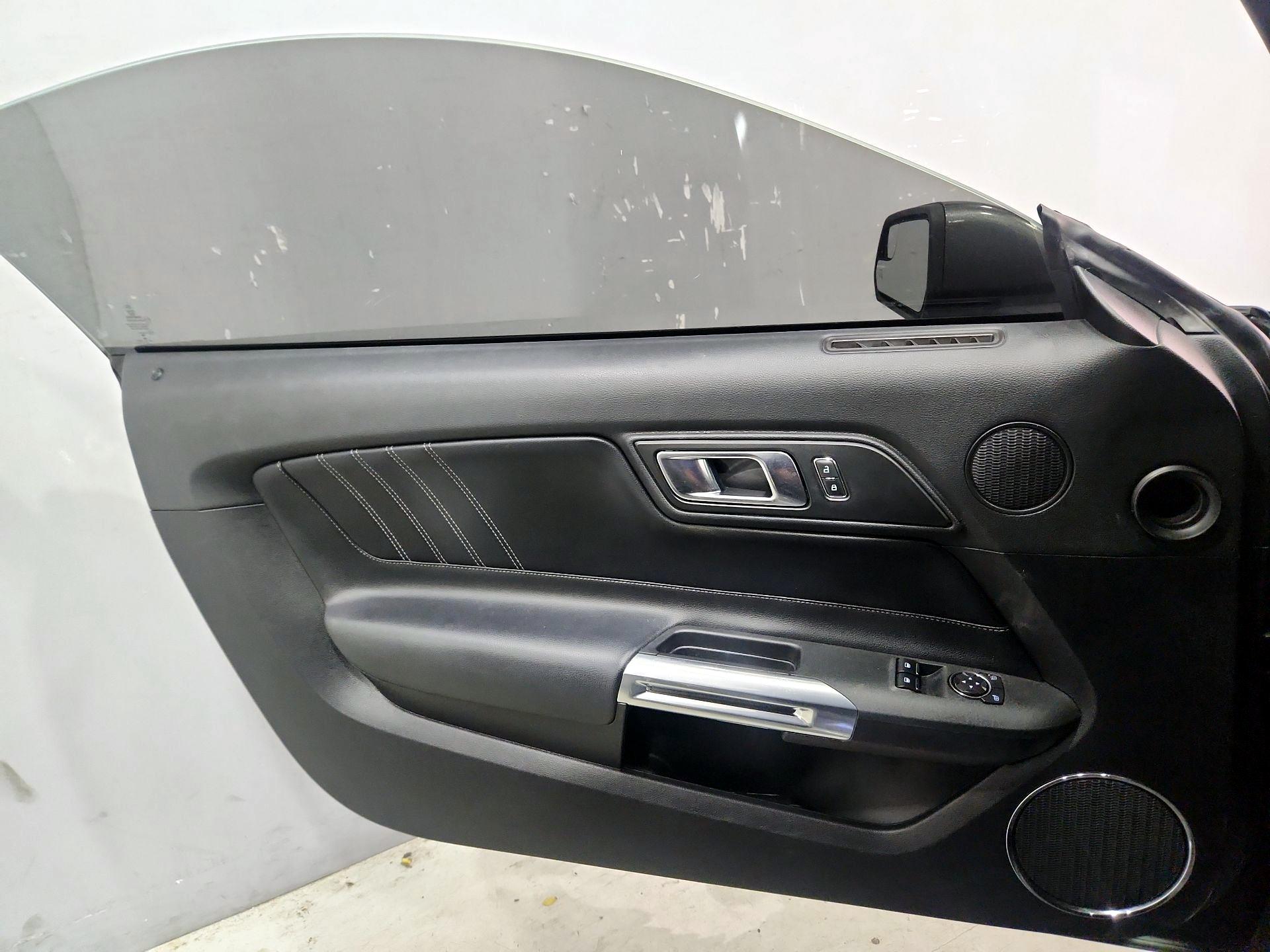 Thumbnail: 2019 Ford Mustang - 12