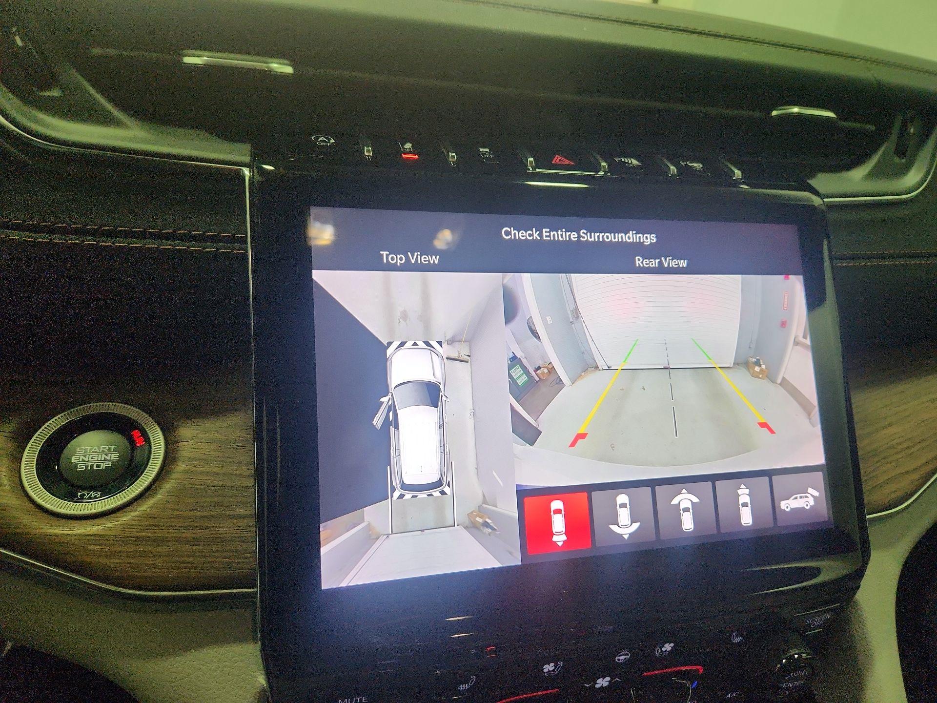 Thumbnail: 2022 Jeep Grand Cherokee L - 14