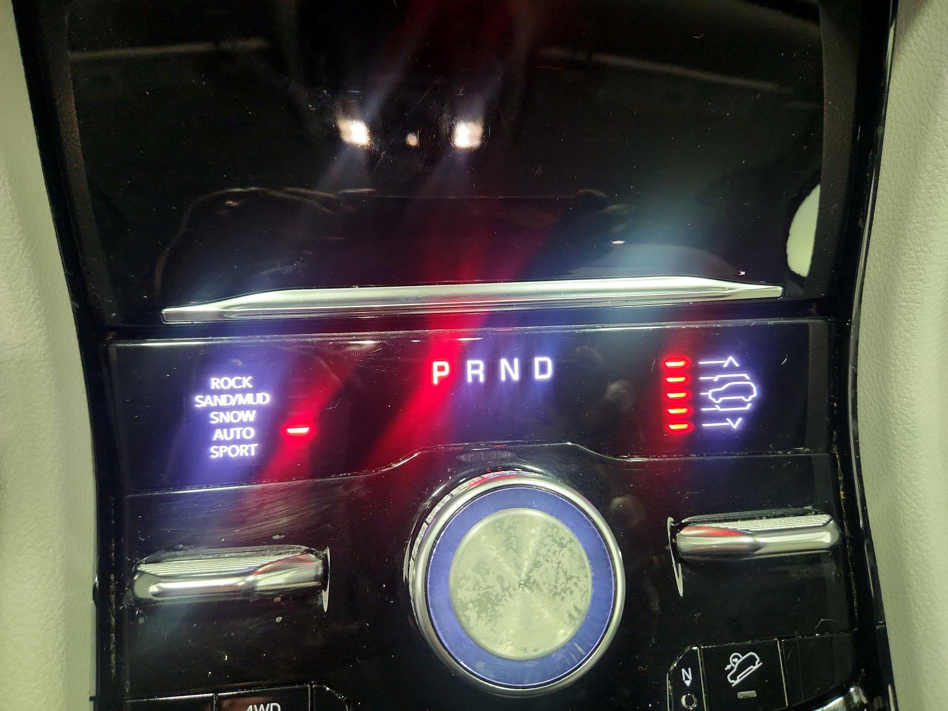 Thumbnail: 2022 Jeep Grand Cherokee L - 17