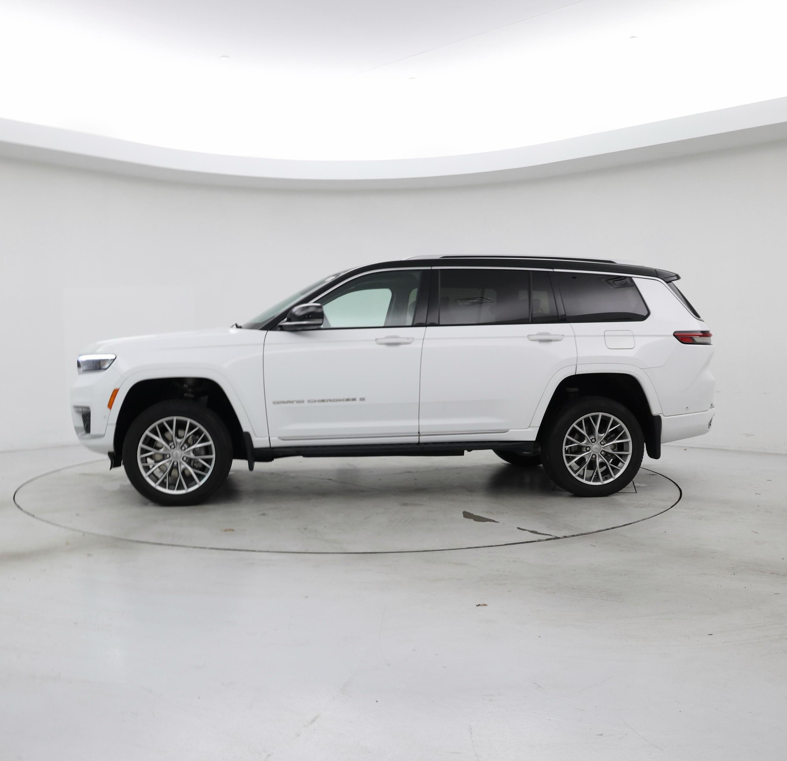 Thumbnail: 2022 Jeep Grand Cherokee L - 3