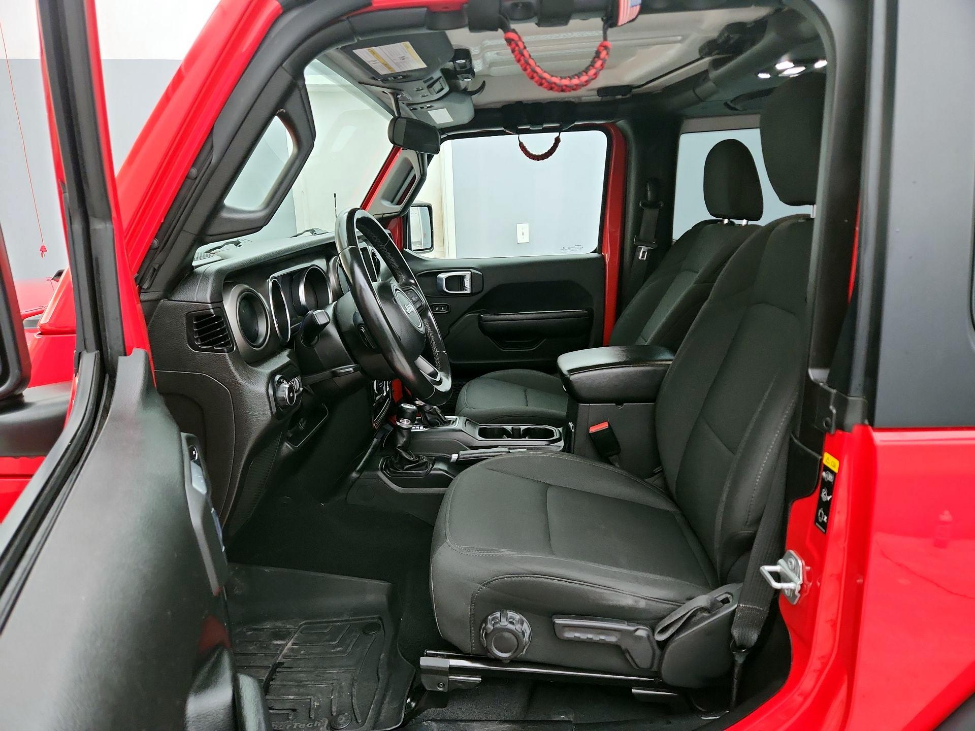 Thumbnail: 2021 Jeep Wrangler - 11