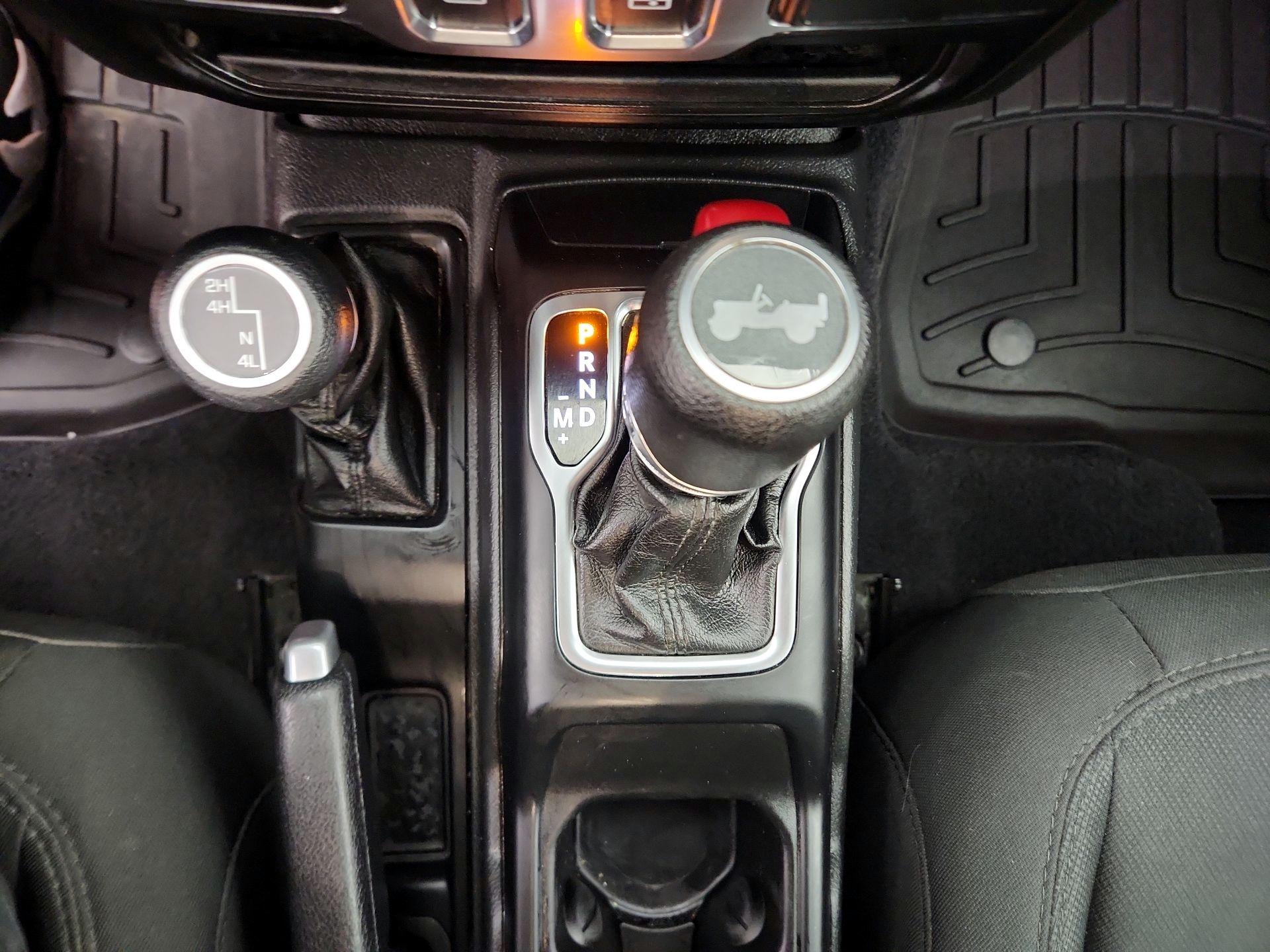 Thumbnail: 2021 Jeep Wrangler - 17