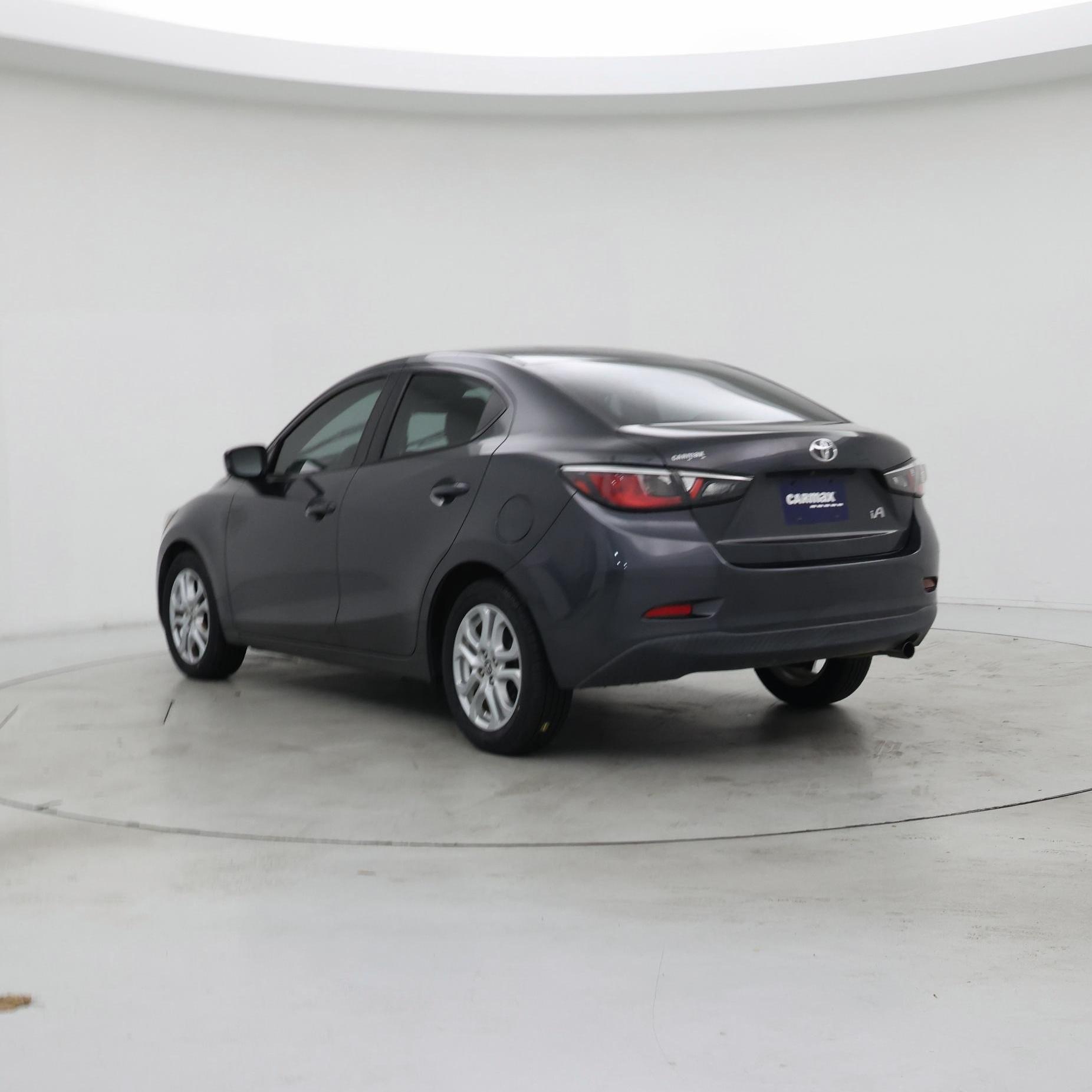 Thumbnail: 2018 Toyota Yaris iA - 2