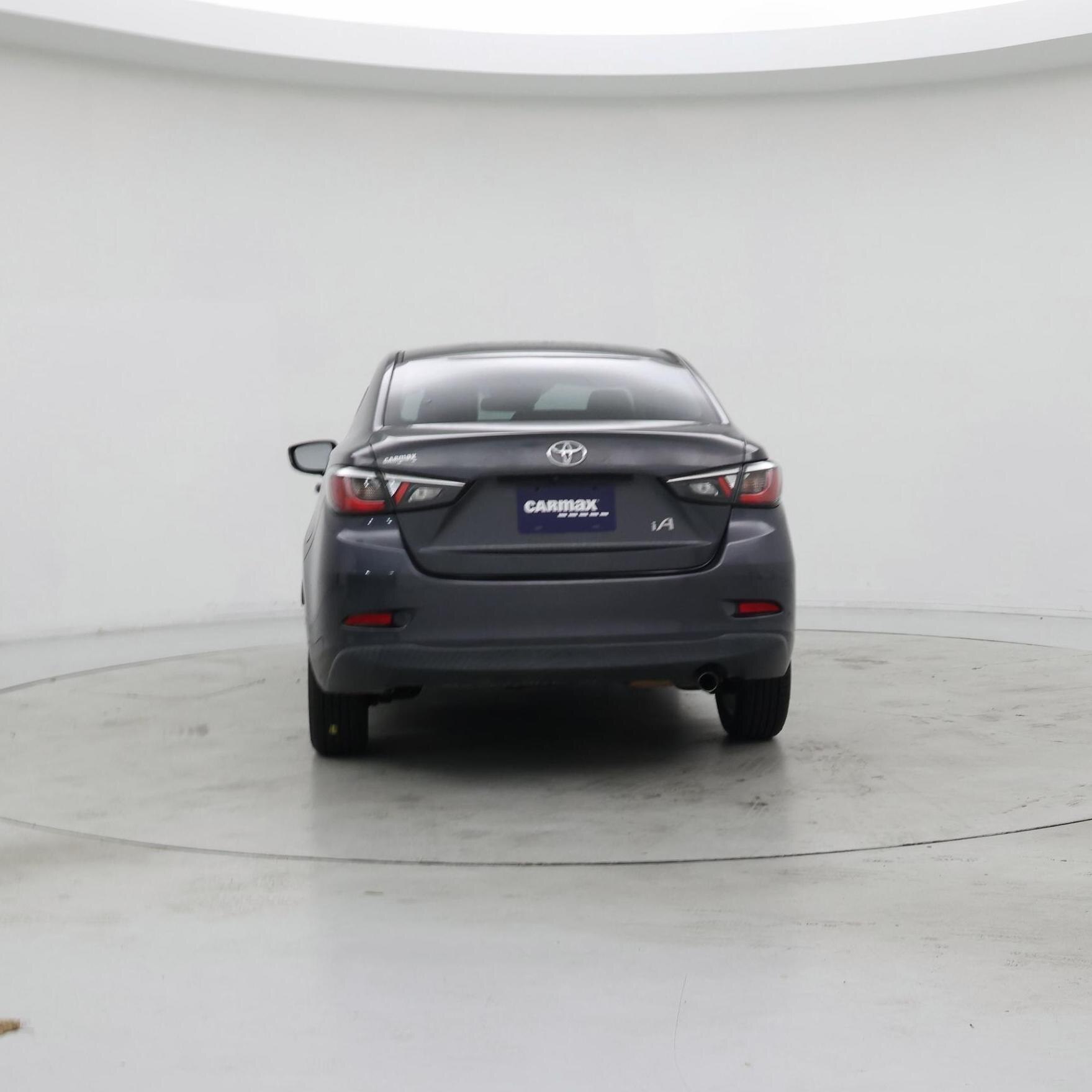 Thumbnail: 2018 Toyota Yaris iA - 6