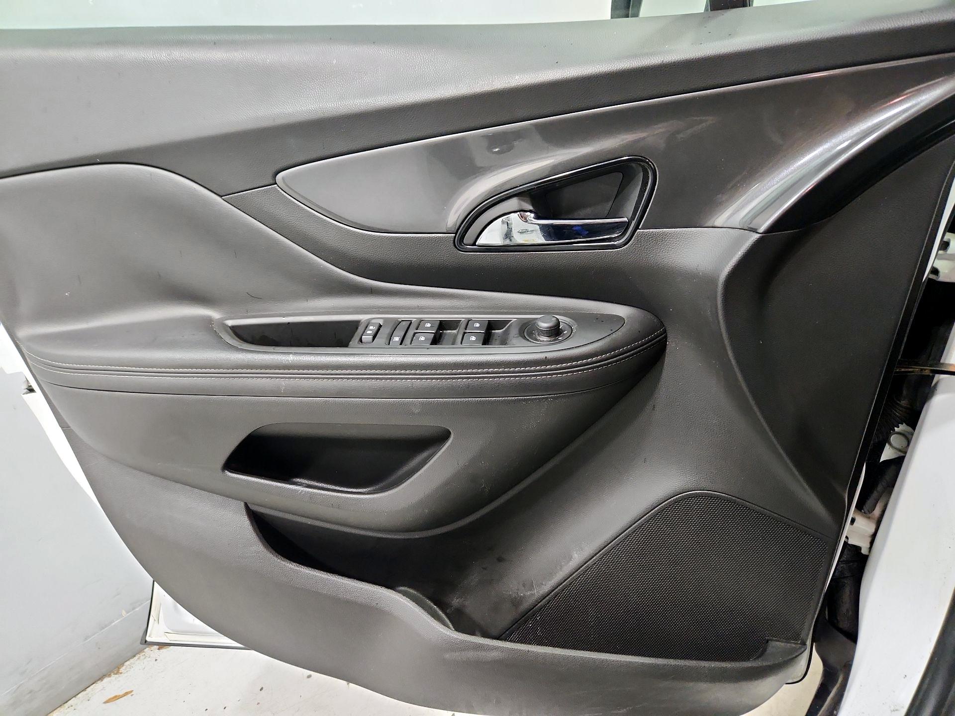 Thumbnail: 2018 Buick Encore - 12