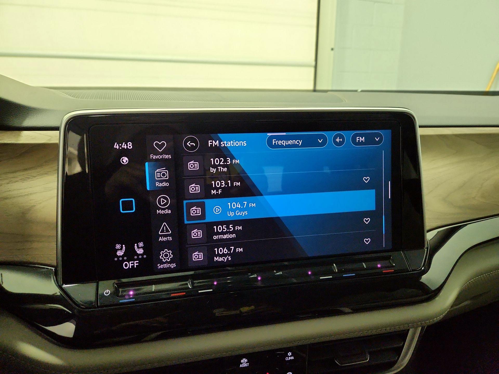 Thumbnail: 2024 Volkswagen Atlas - 15